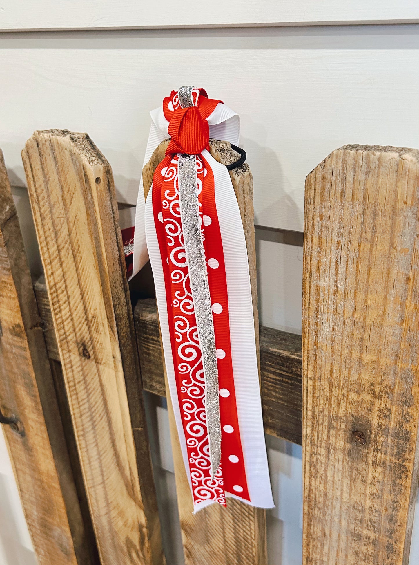 Red and Black Streamer