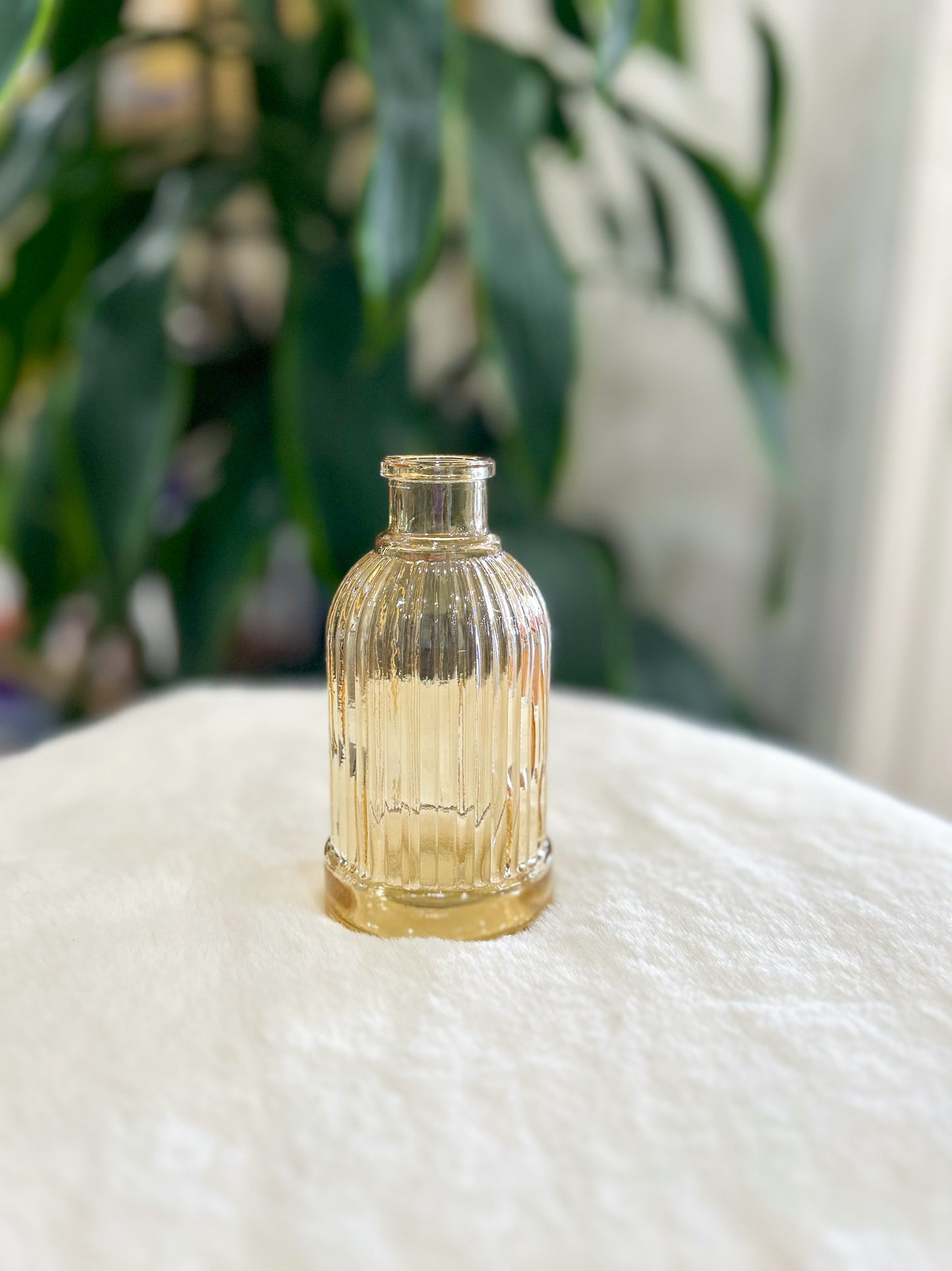 Arabella Vintage Inspired Medium Size Bud Vase
