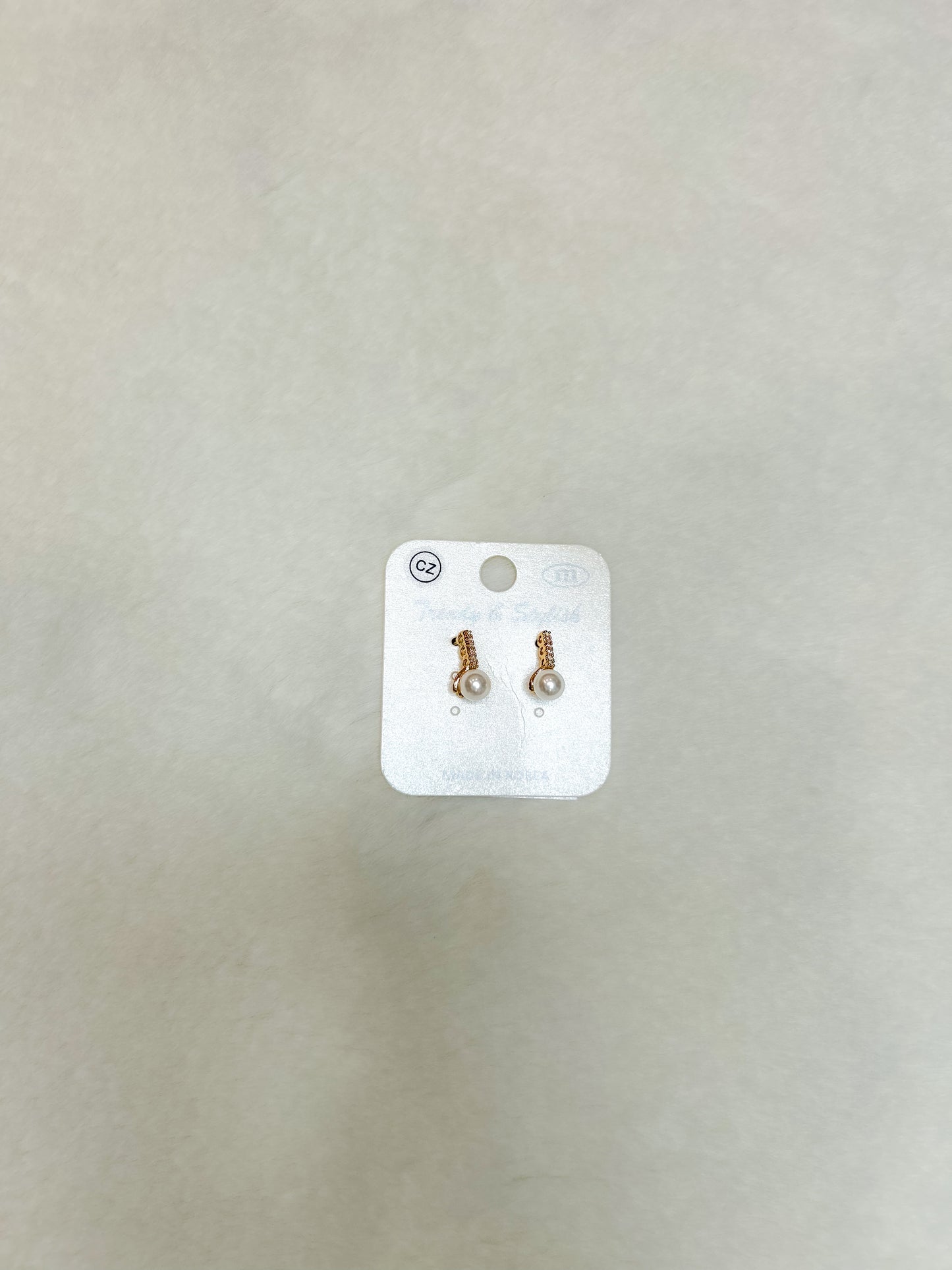 Zoey Dainty Pearl Earrings