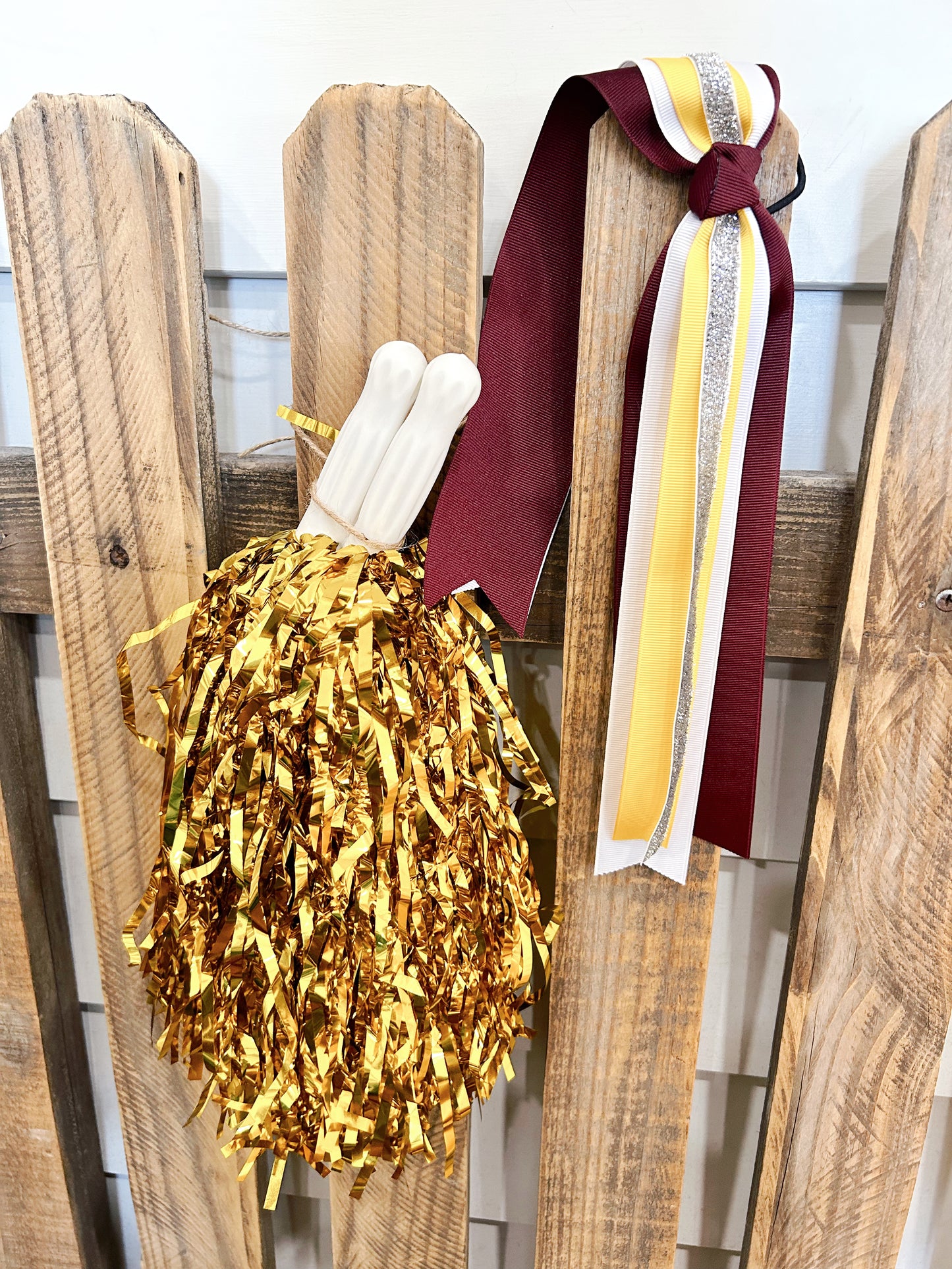 Cheer Pom Poms