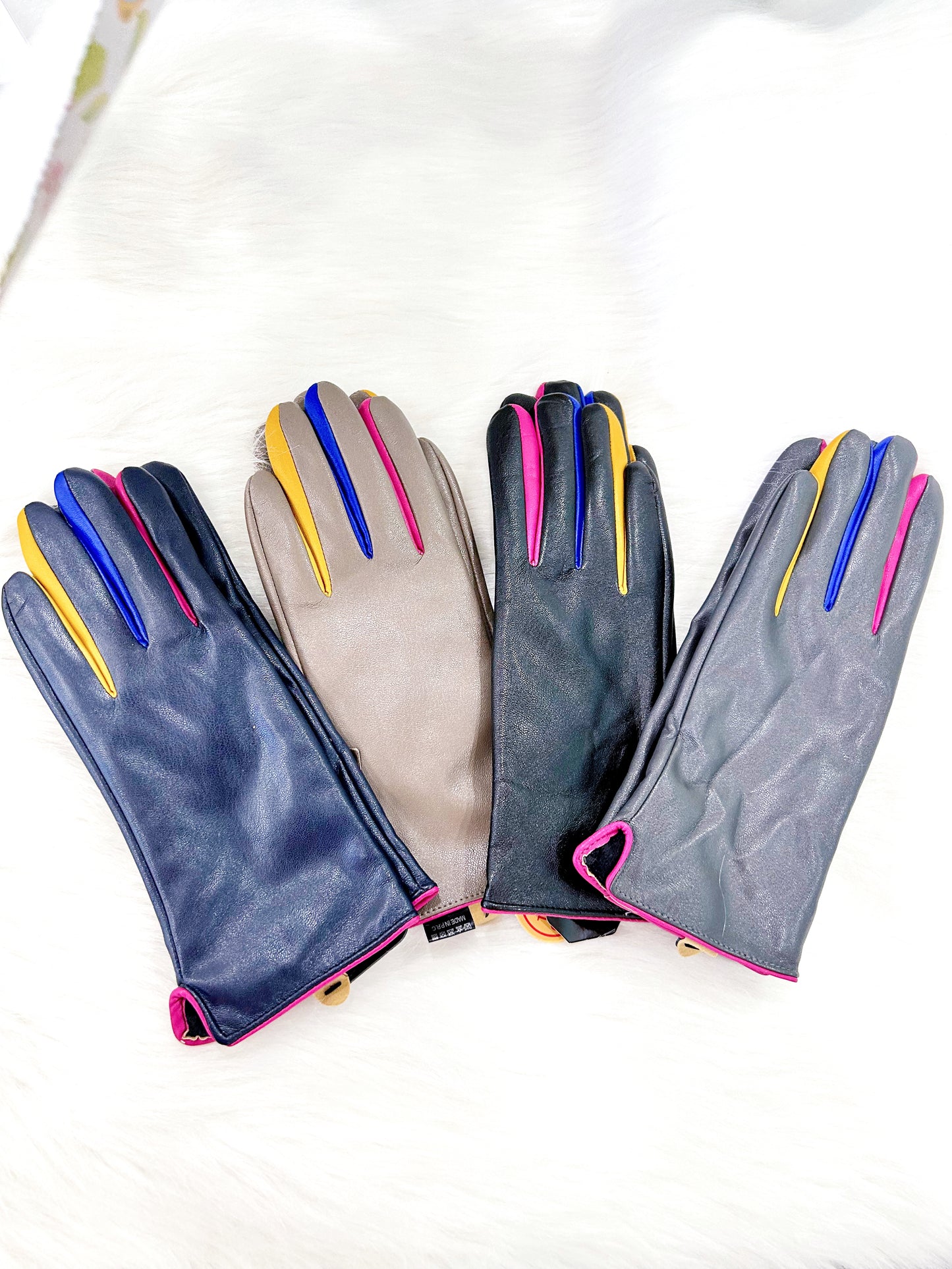 Leather Gloves with Colored Edges
