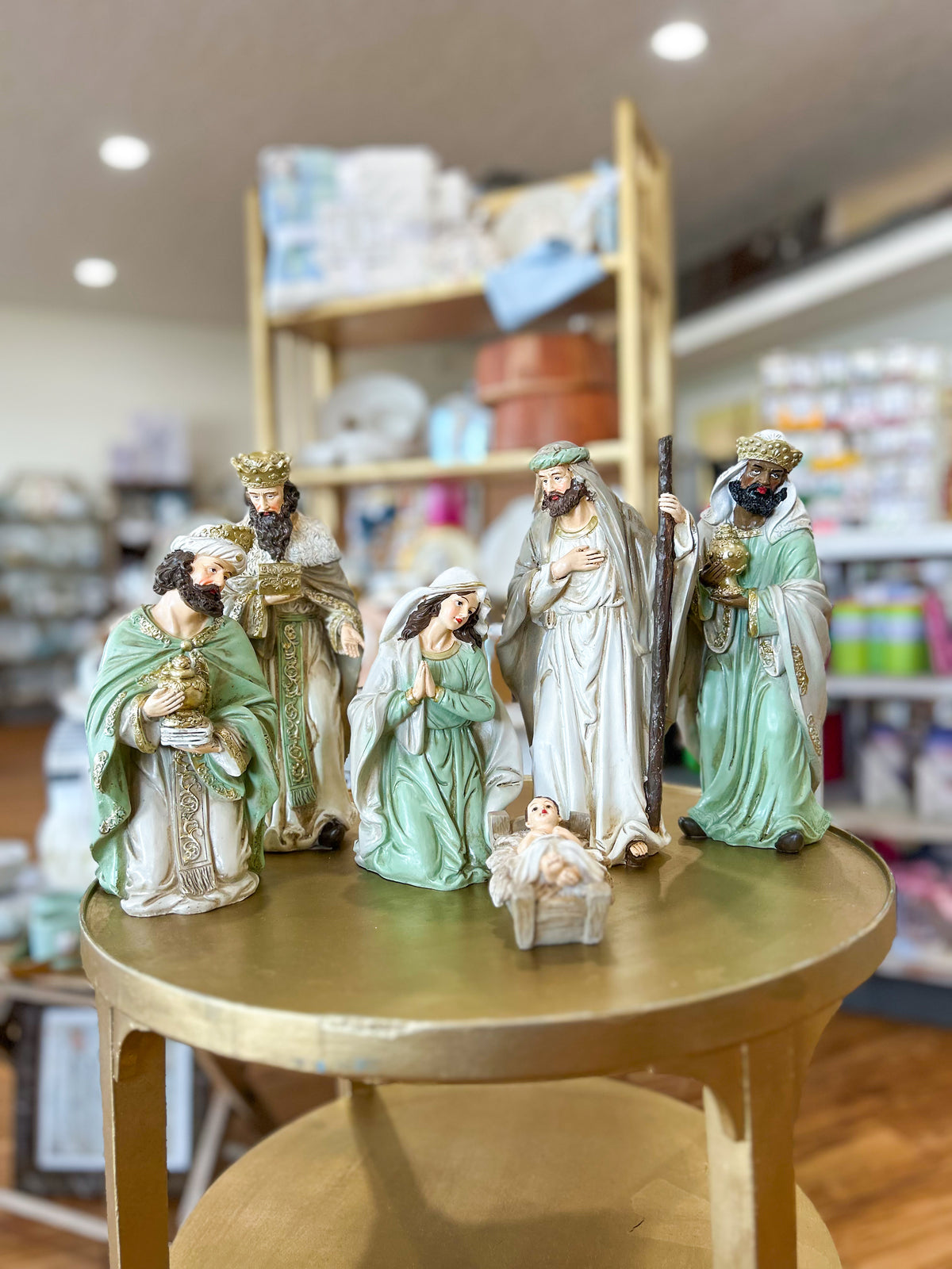 Full Nativity Set Keepsake Christmas Decor