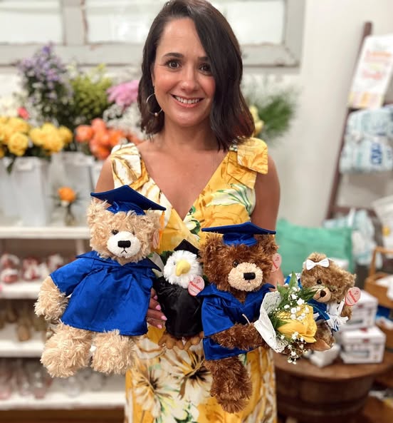 Graduation Chocolate Brandon Bear