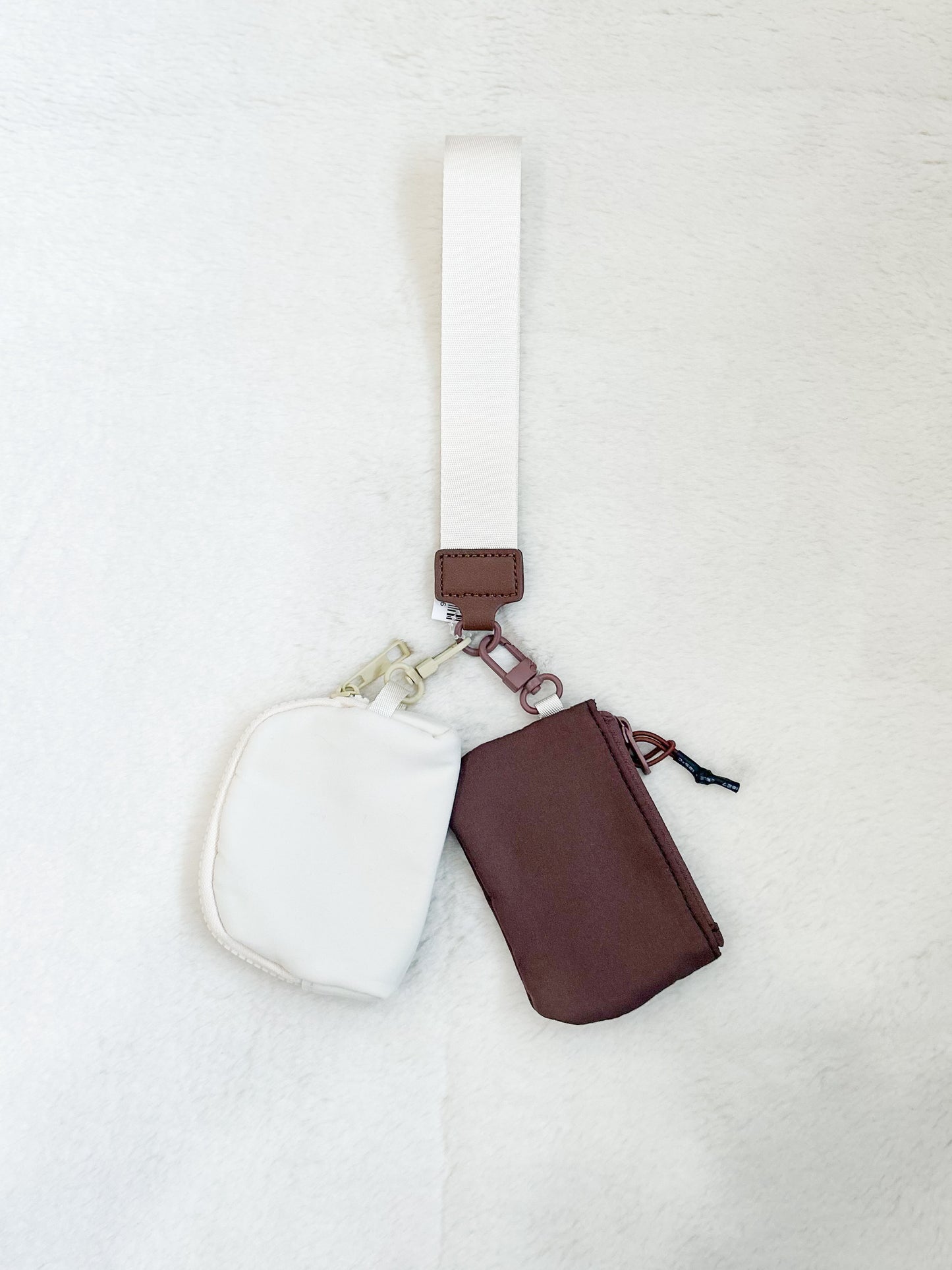 On-The-Go Duo Zip Wristlet- Brown/Ivory