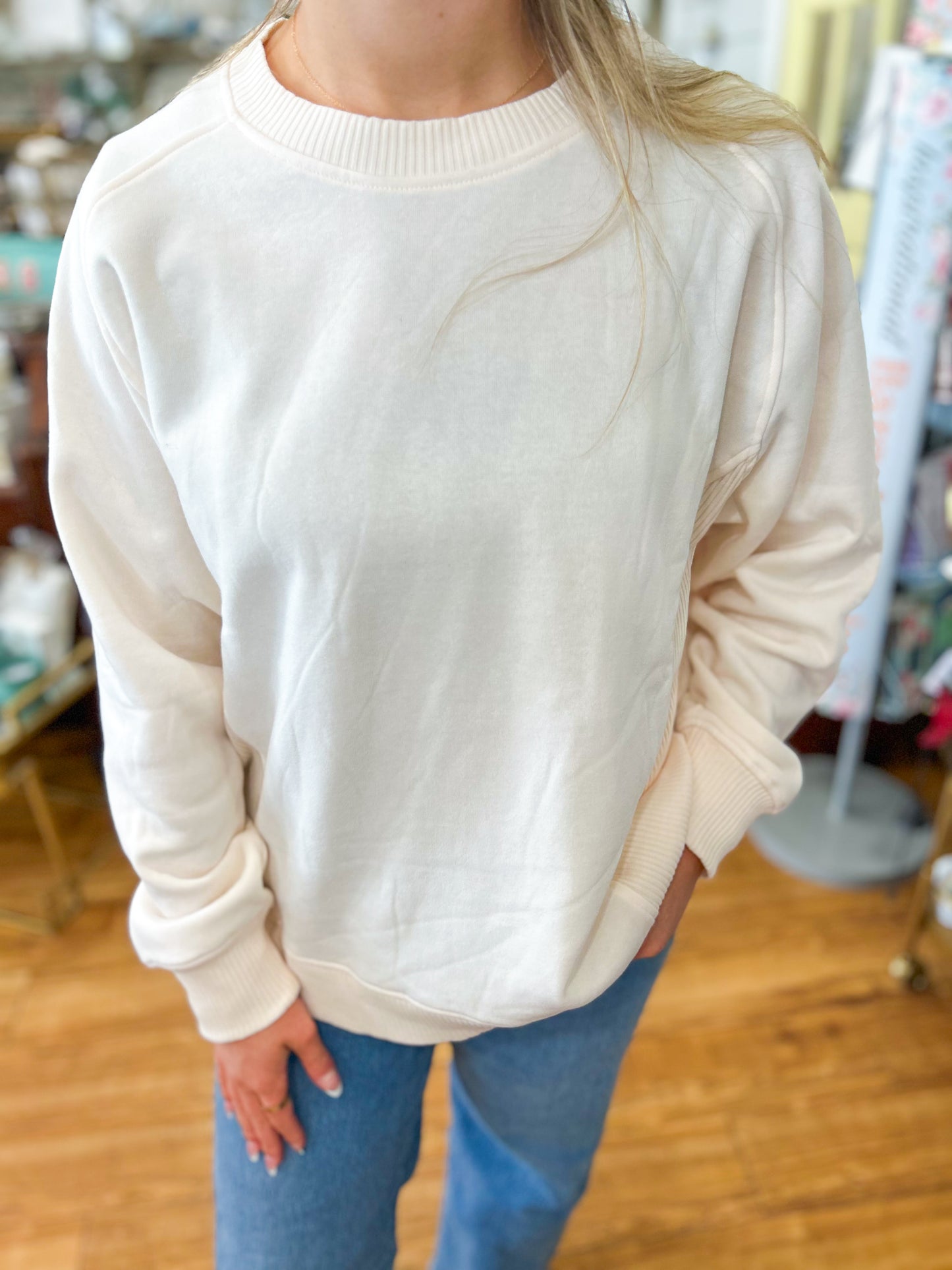Cream- Fleece Round Neck Ribbed Side Raglan Sweatshirt