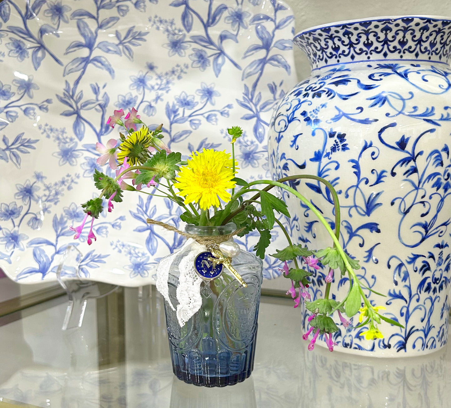 "Virginia" -Bud Vase