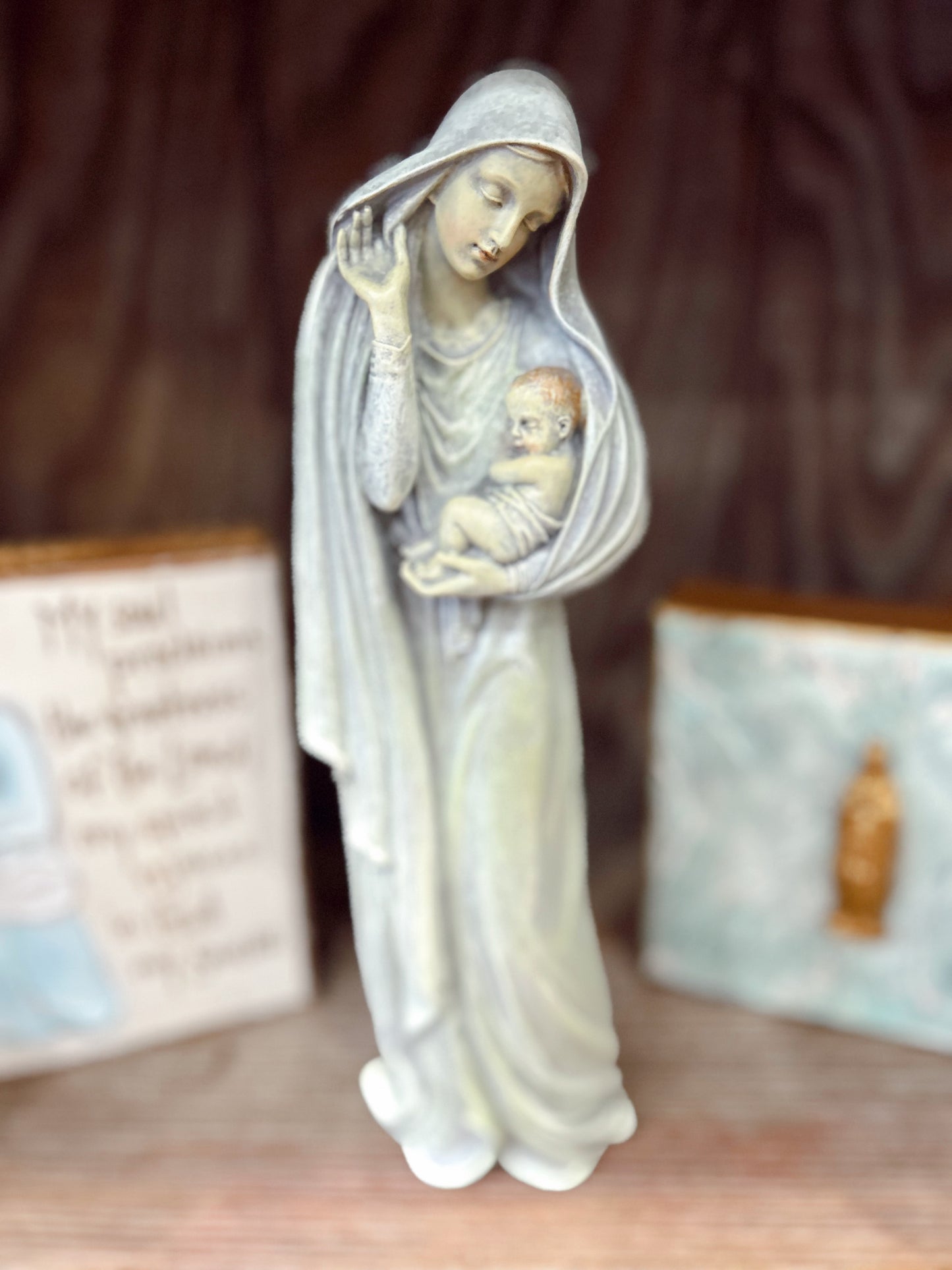 Mother Mary With Baby Statue