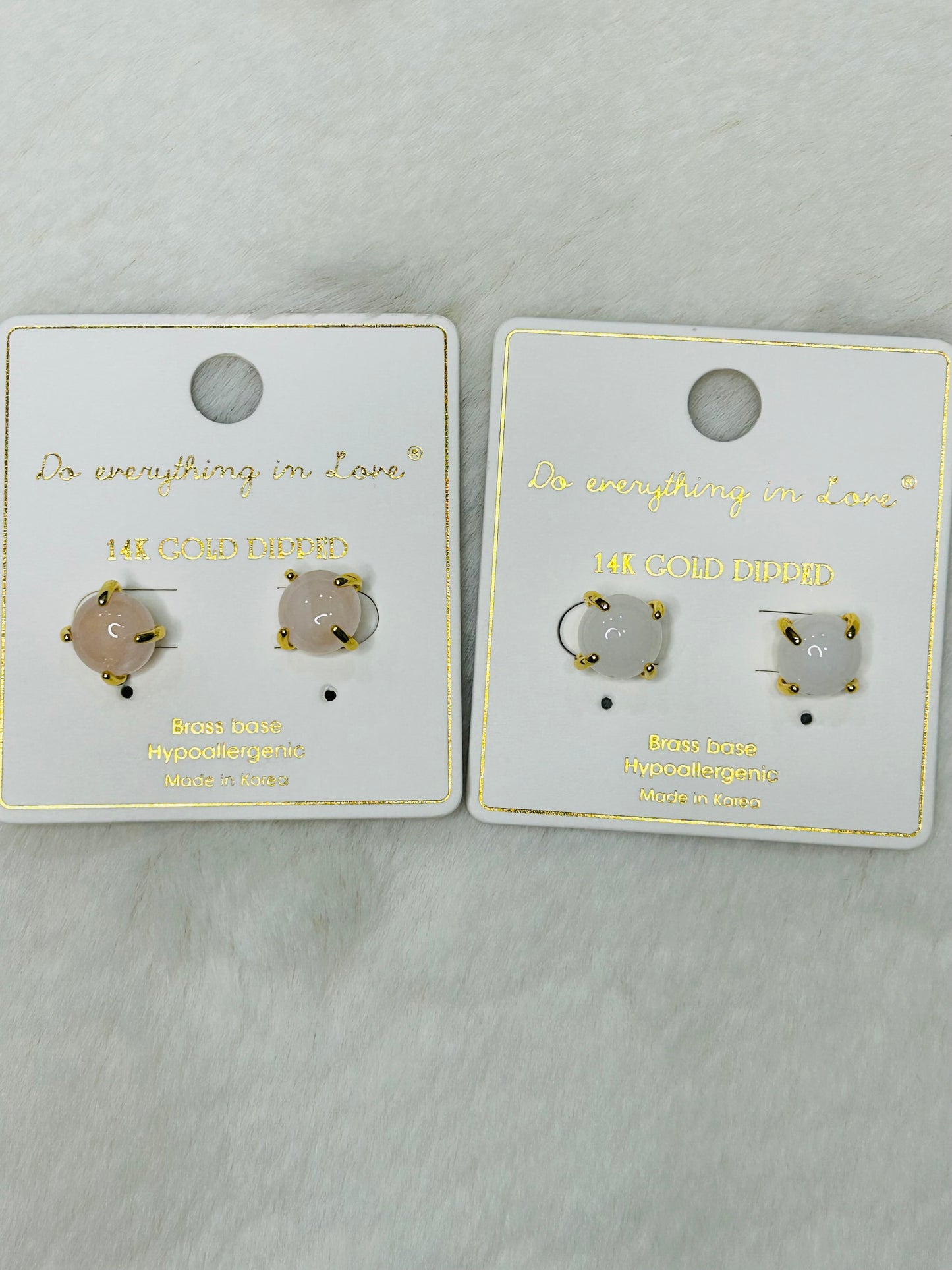 Ivy Love Simple Studs Gold