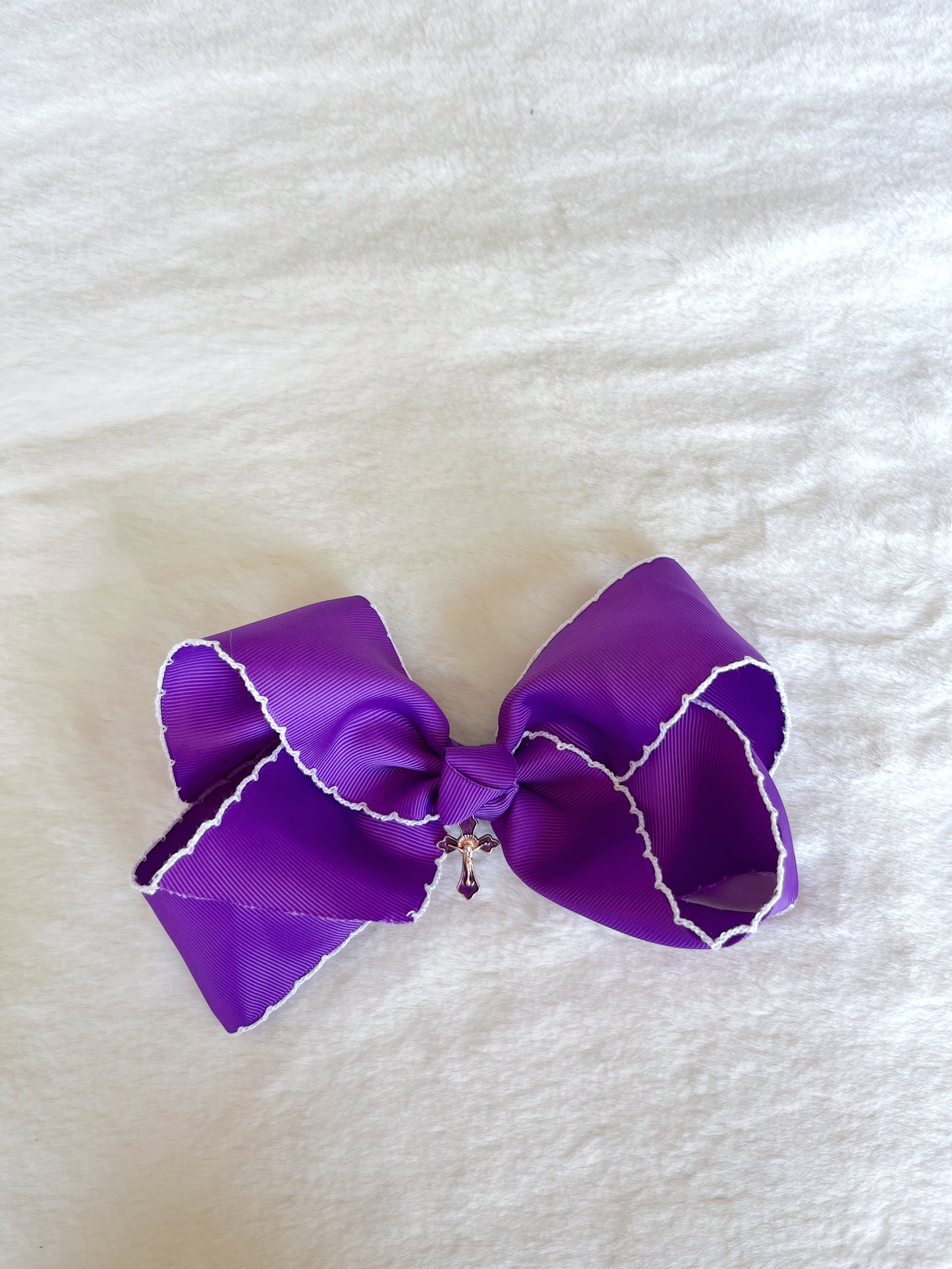 Rose Purple Moonstich Classic Bow with White Trim and Charm