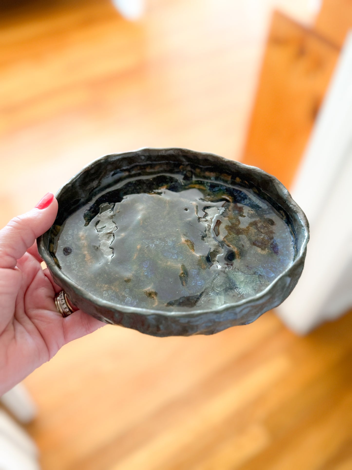 Stone & Beauty Dish for Home Decor & Use