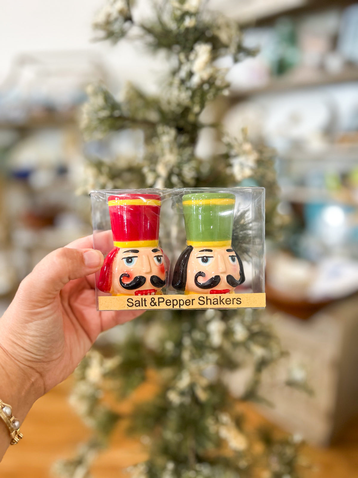 Red/Green Nutcracker Salt Shakers