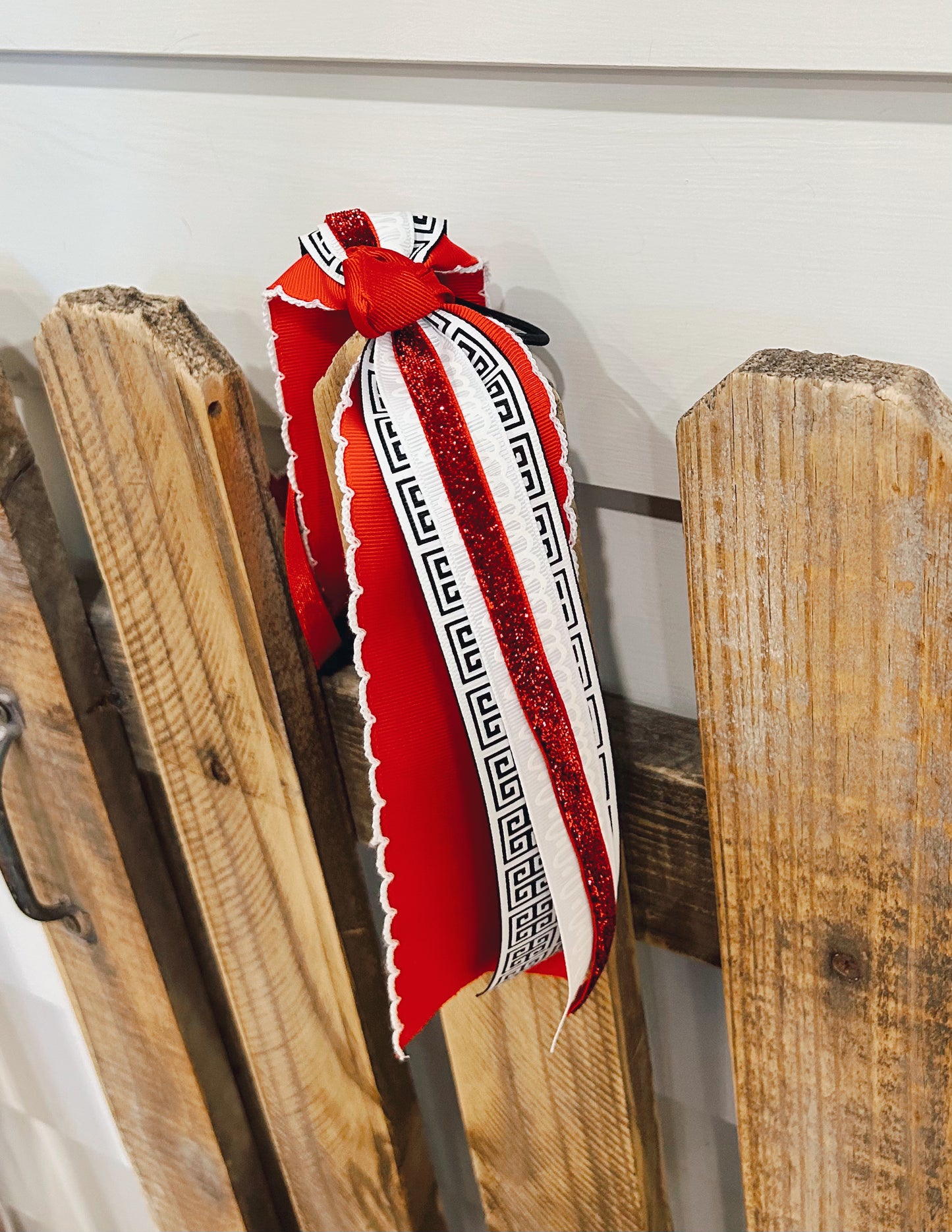 Red and Black Streamer