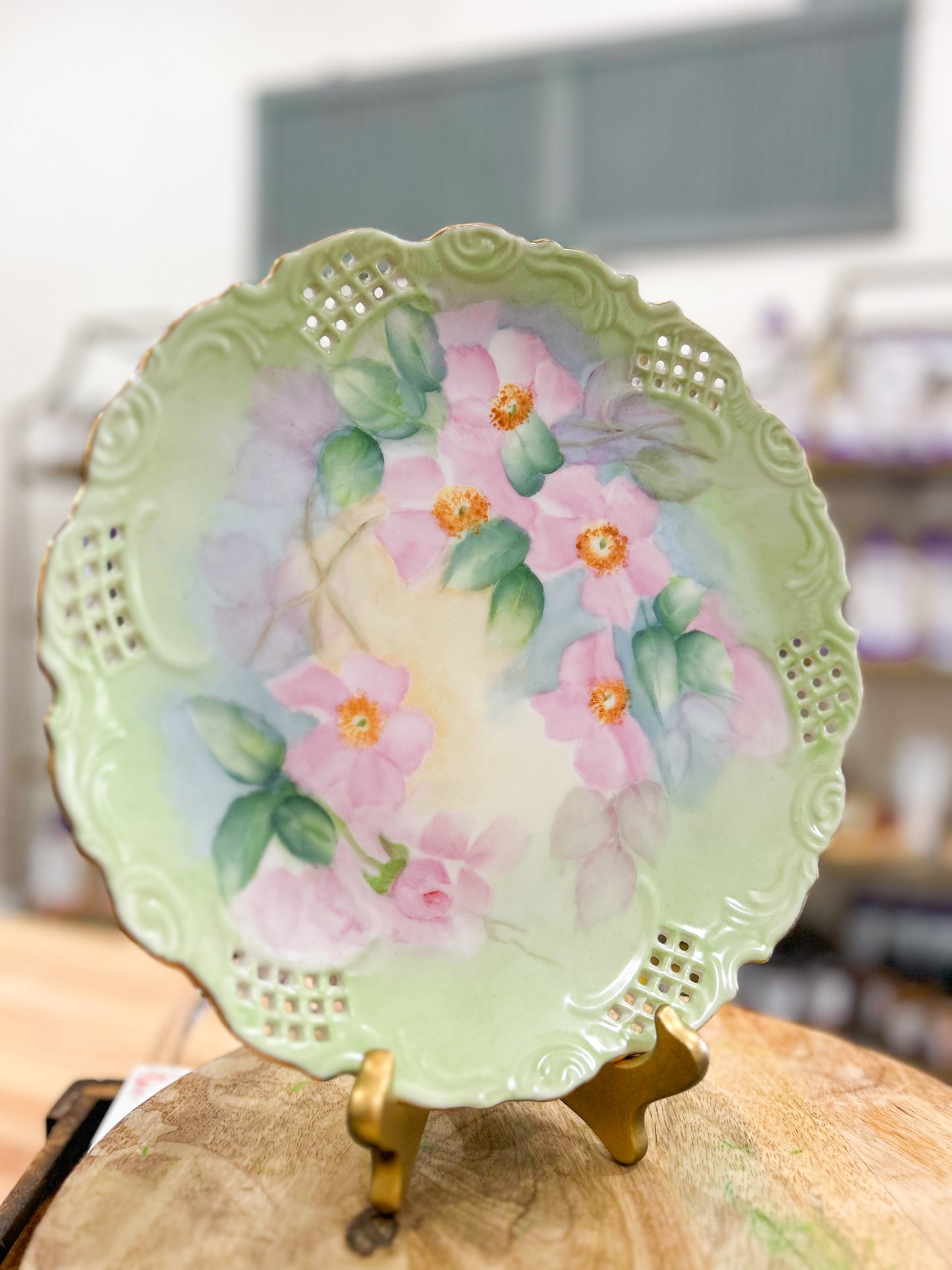 April in Bloom Plate