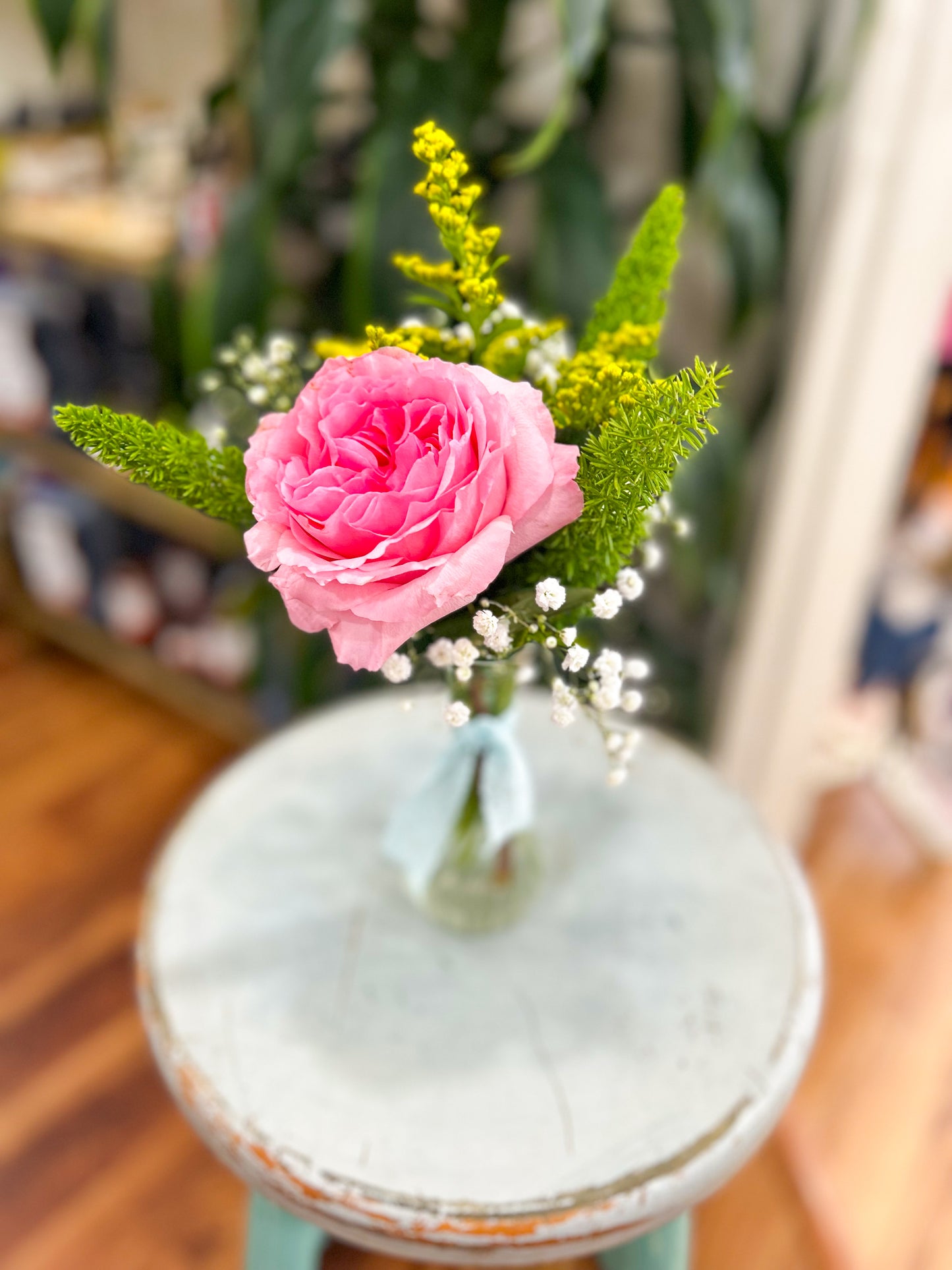 $15 Sussie Bloom Floral Arrangement