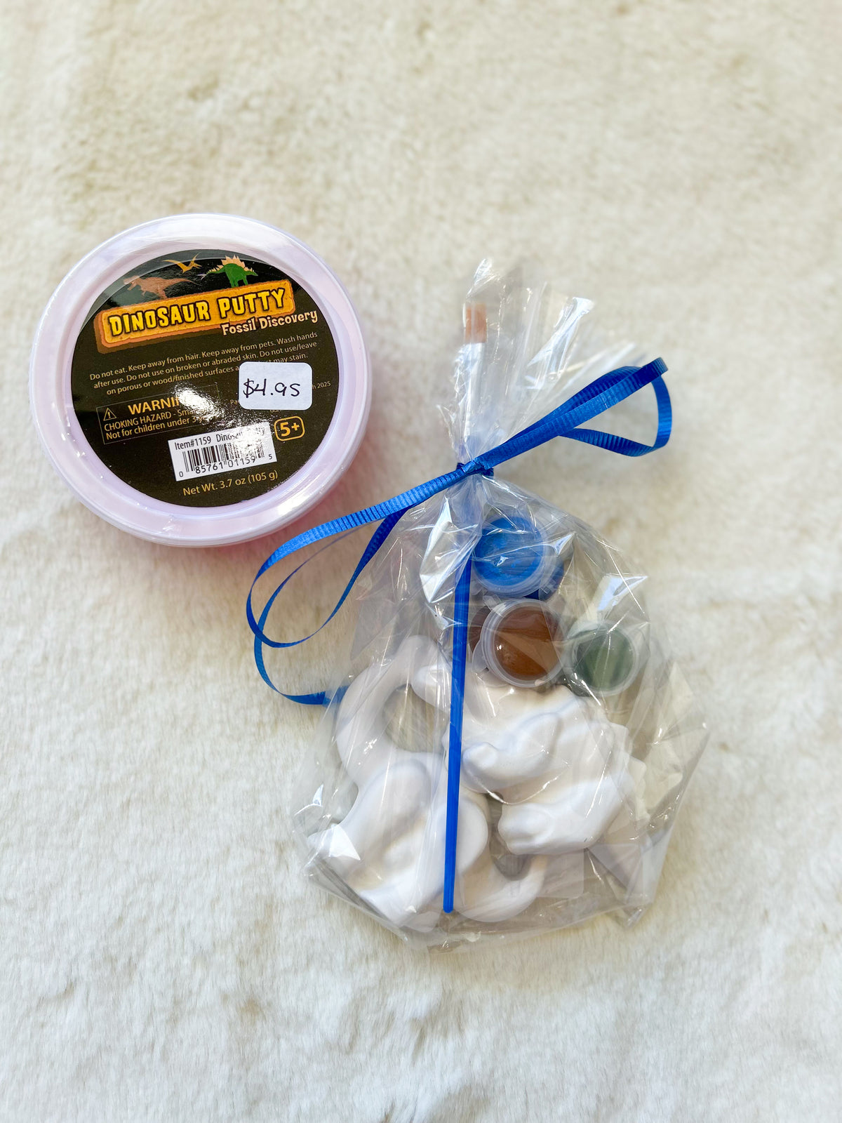 Prehistoric Pals Paint Your Own Plaster Set