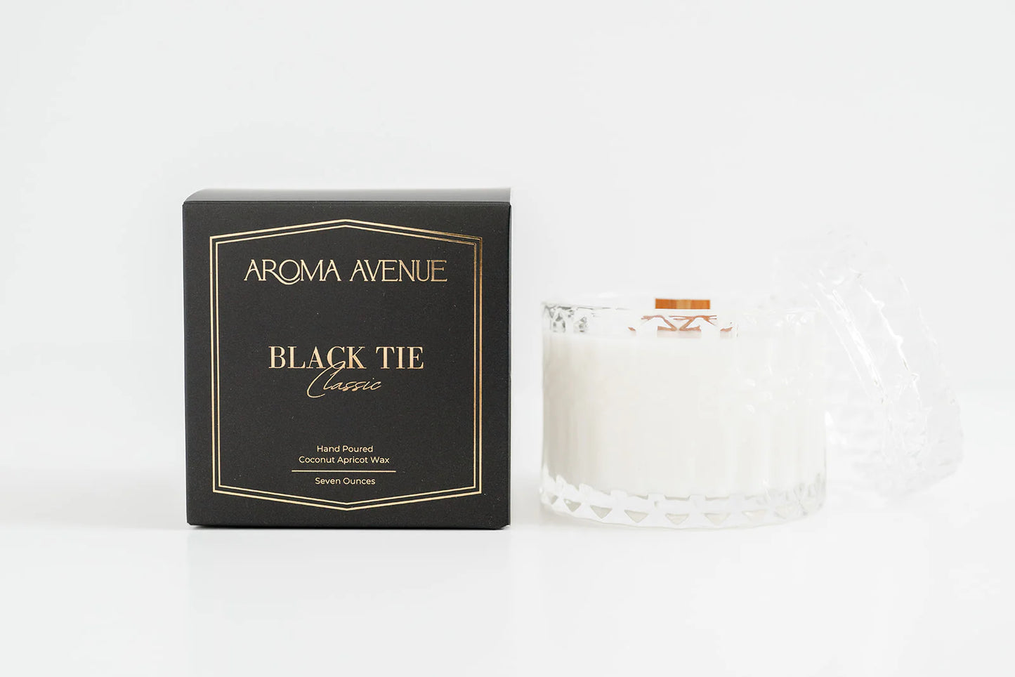 Aroma Avenue Black Tie 7oz Classic Candle