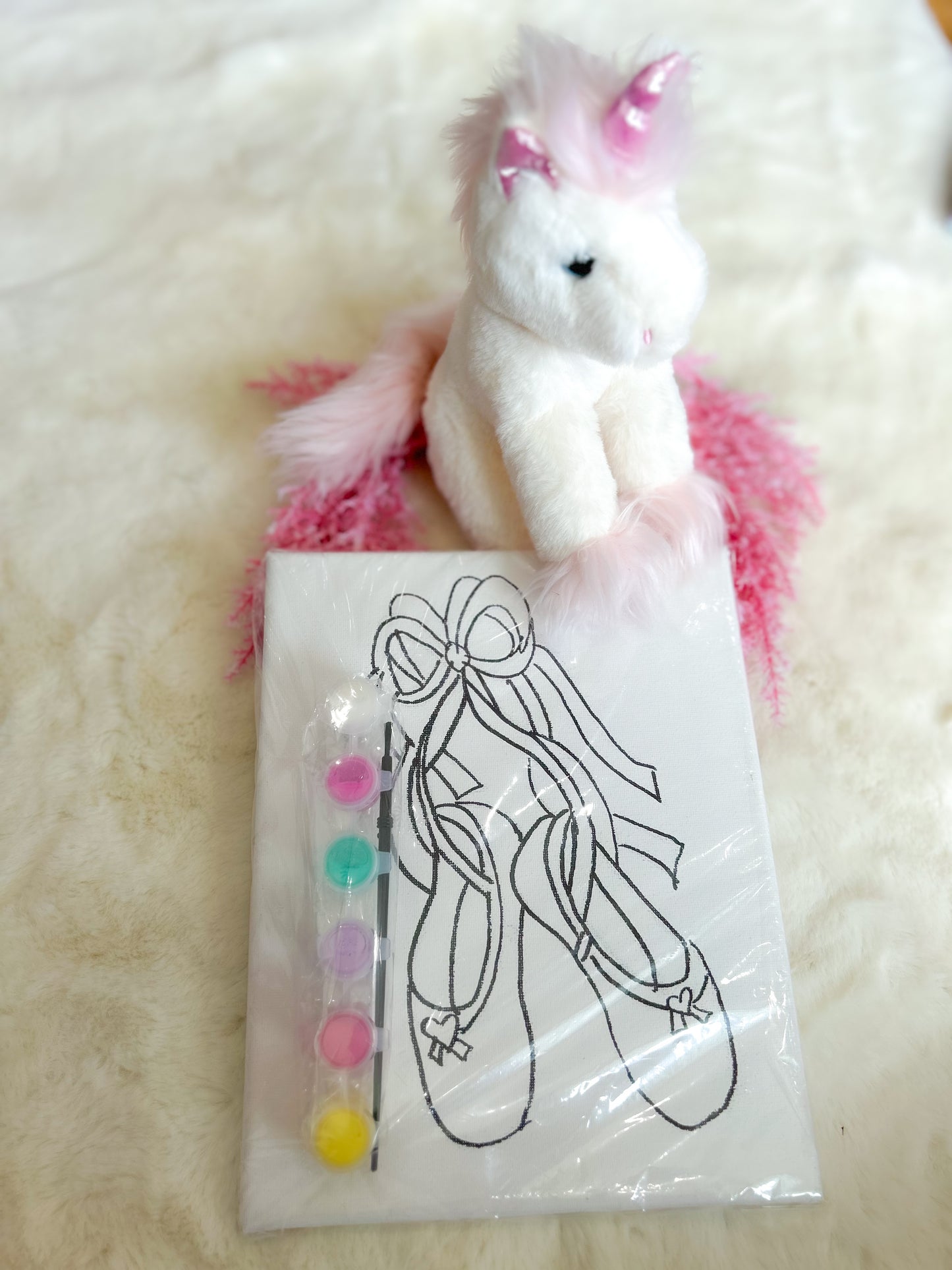 Lil' Dreamer the Unicorn
