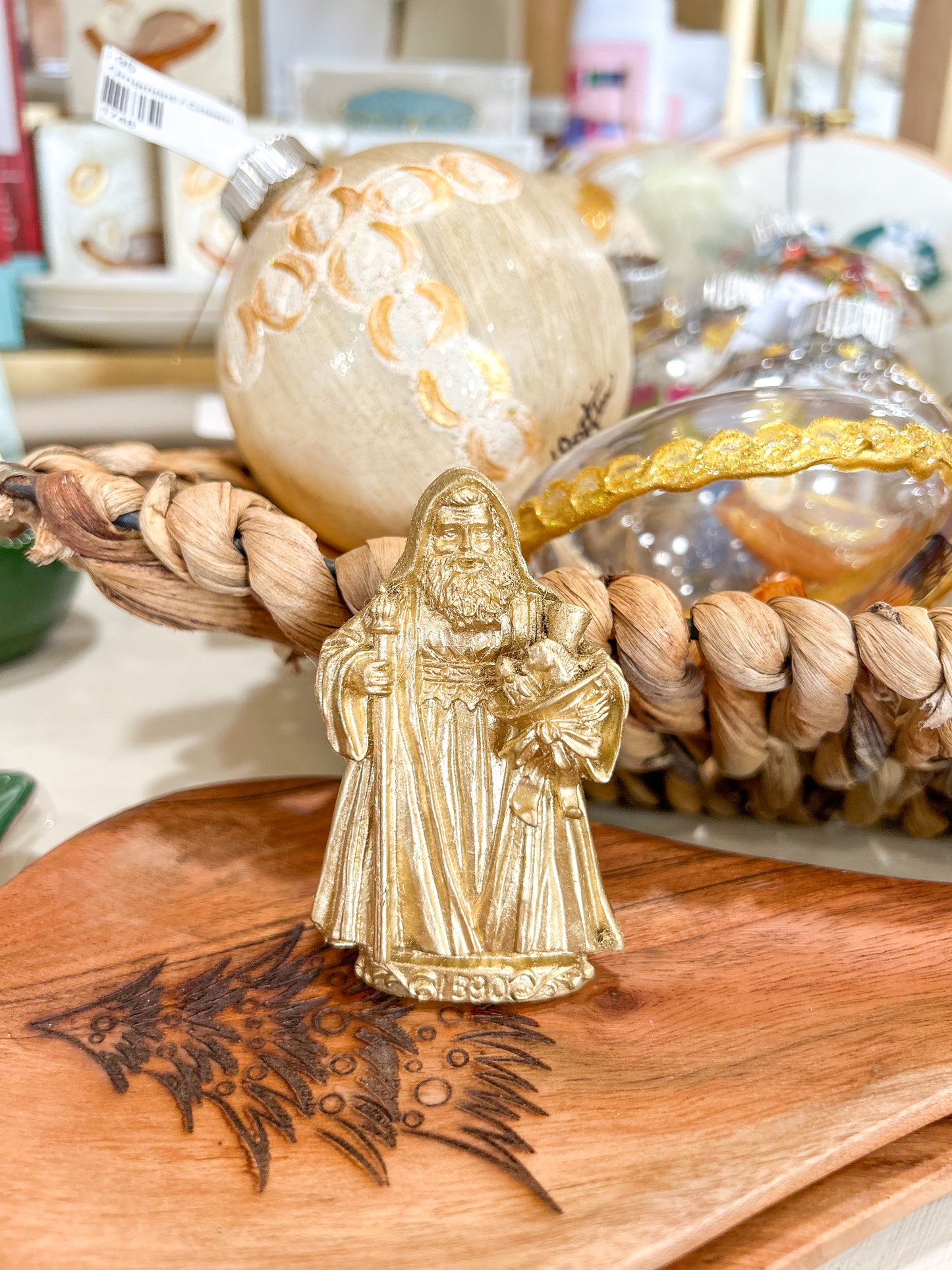 Golden Santa Magnet 1590