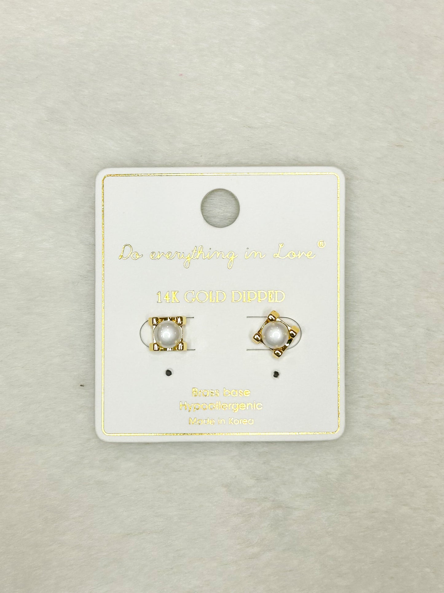 Do everything in Love Pearl Stud Earrings