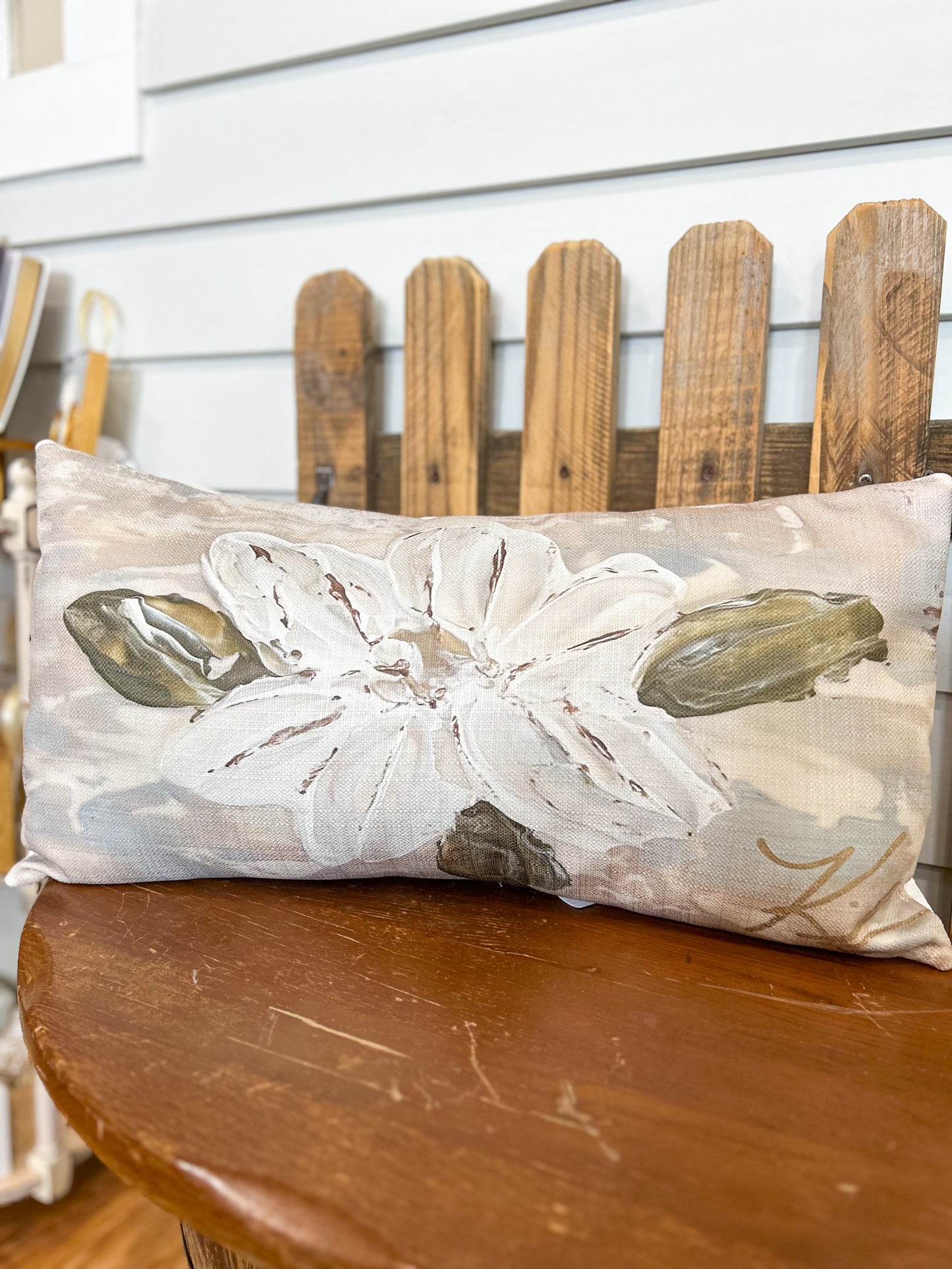 Ga Single Magnolia Lumbar Pillow
