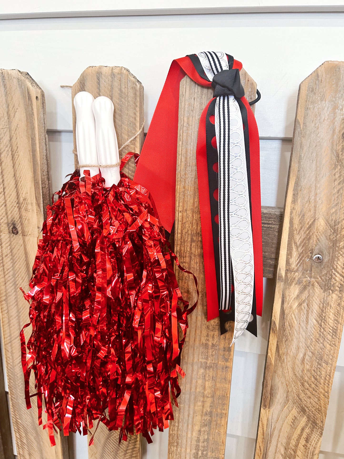 Cheer Pom Poms