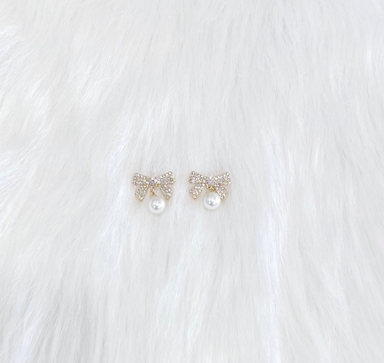 Rhinestone Pearl Dangle Bow Earrings
