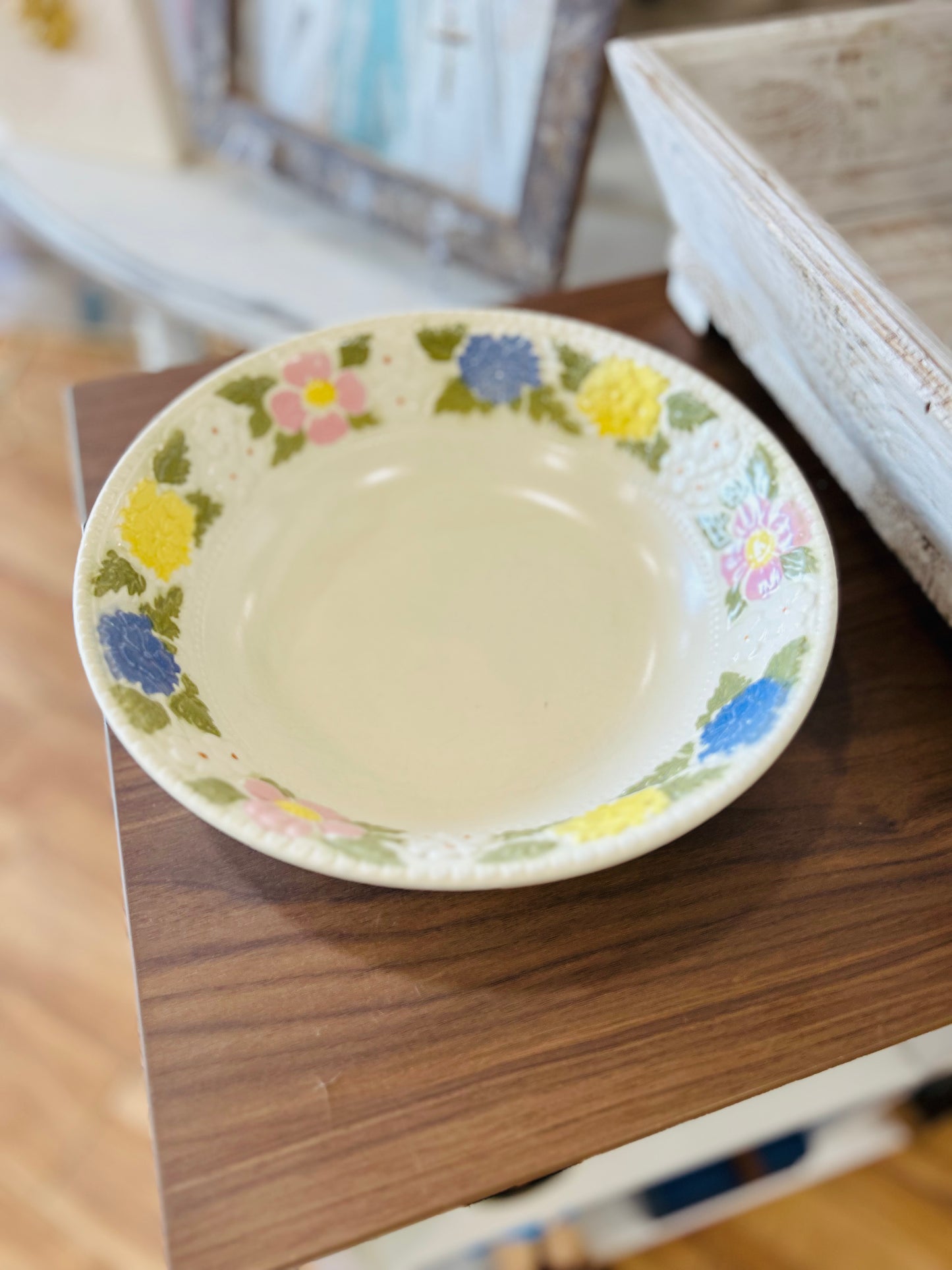 Vintage Garden Party Serving Bowl