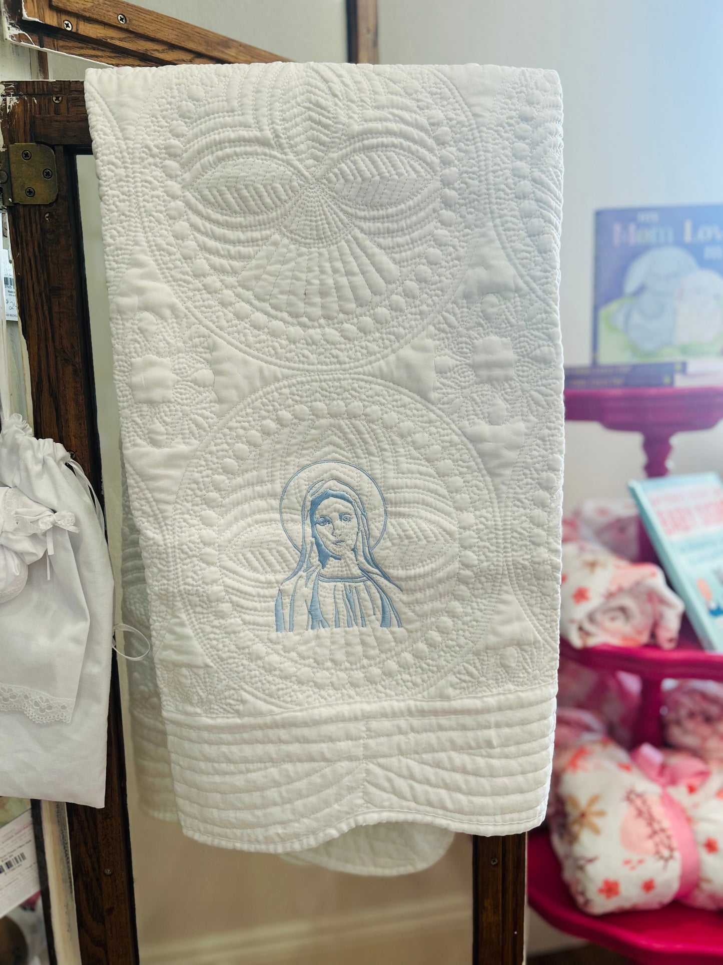 White Mary’s Gentle Grace Quilt