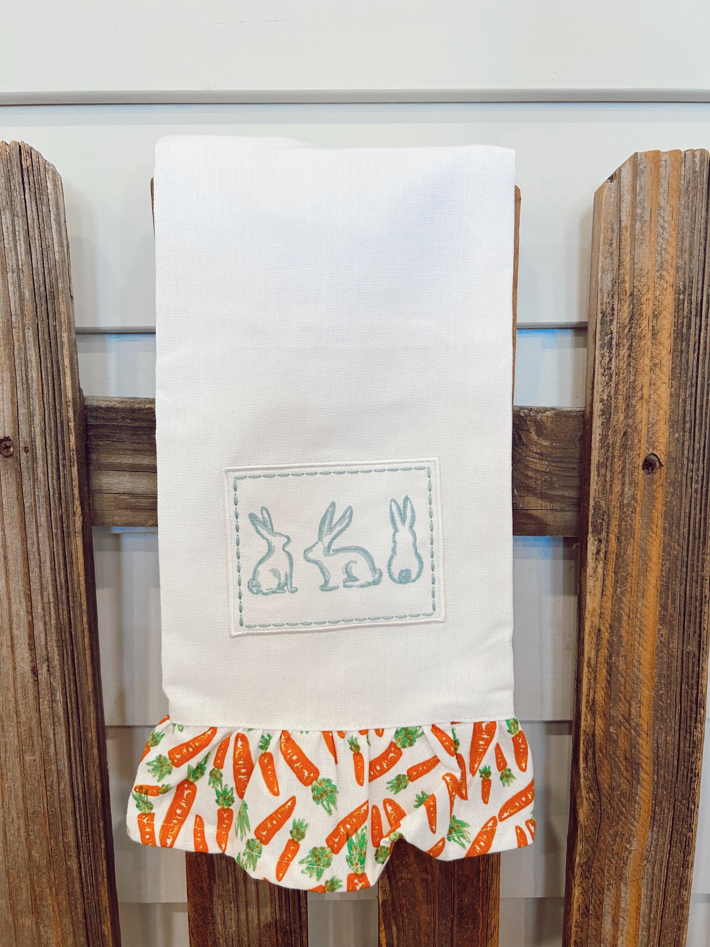 Carrot Ruffle Hand Towel White/Multi