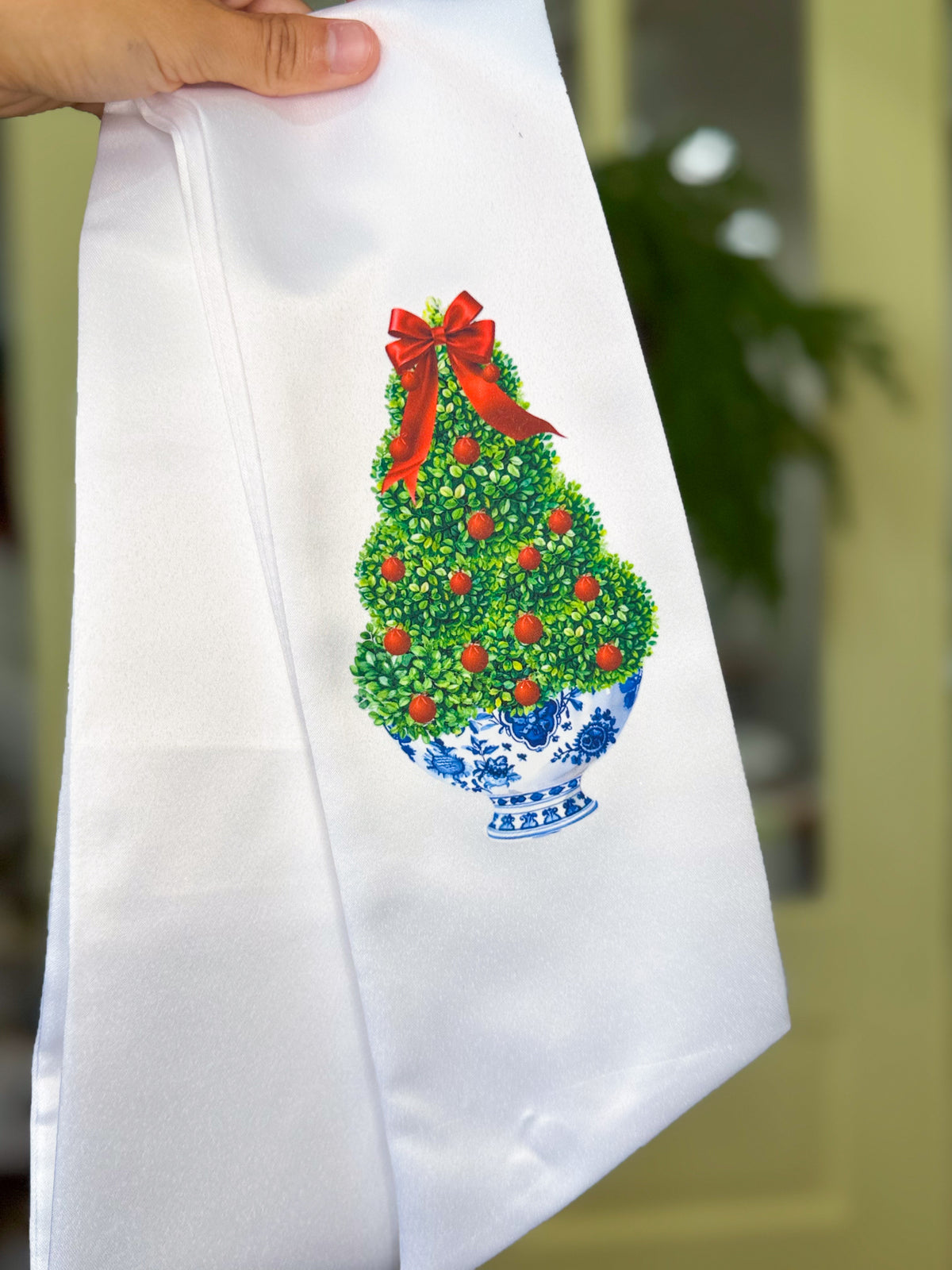 Christmas Tree in Blue & White | Wreath Sash