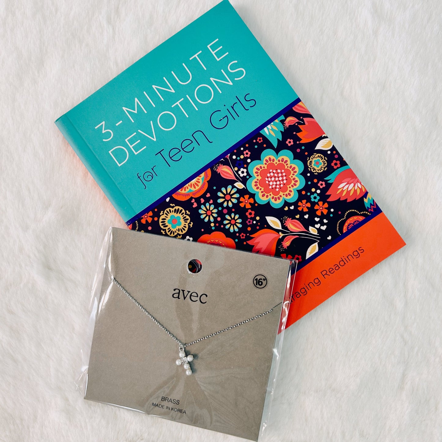 3 Min. Devotions for Teen Girls
