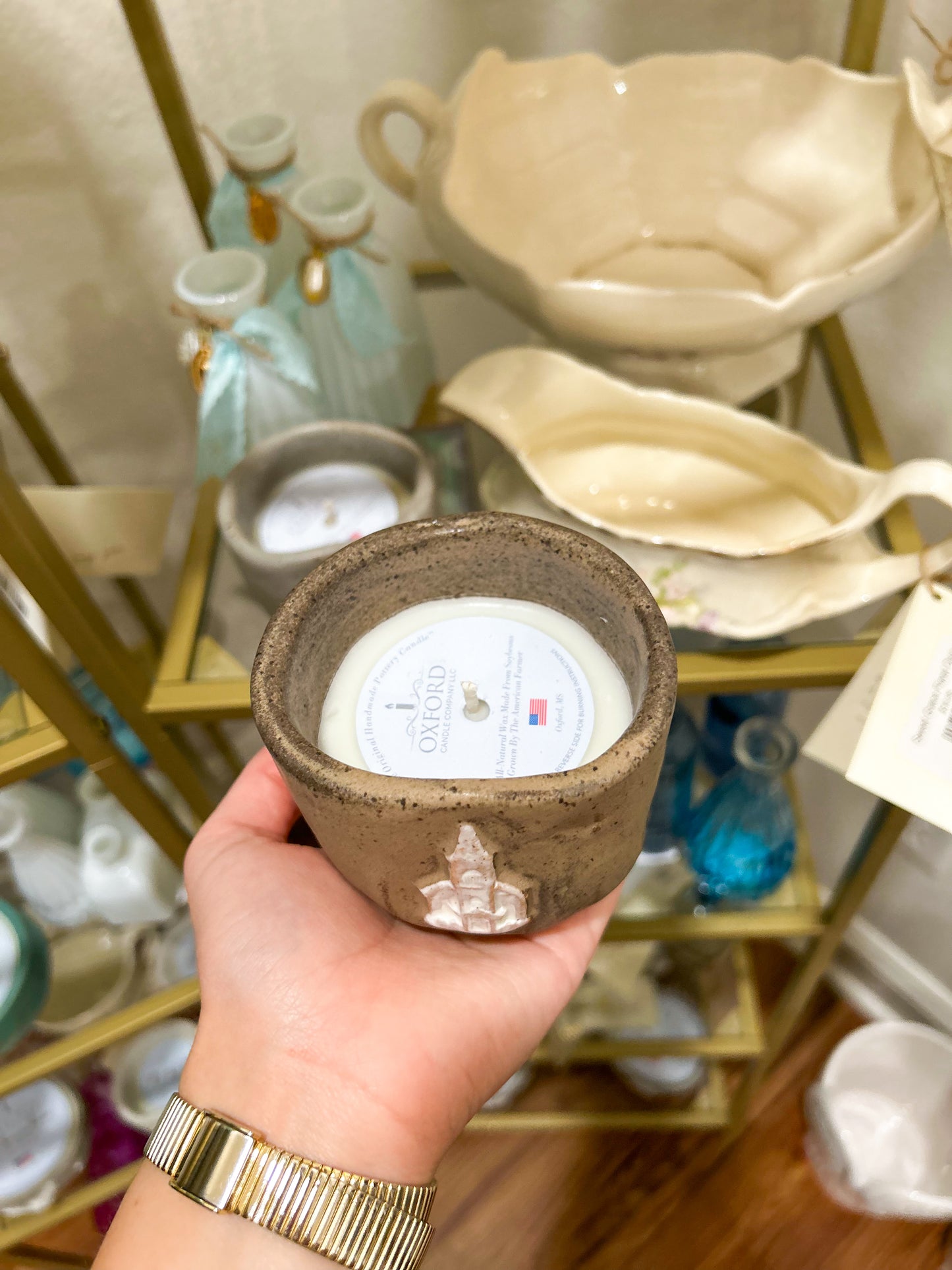 4oz Brown Chapel Pottery Candle -Lavish