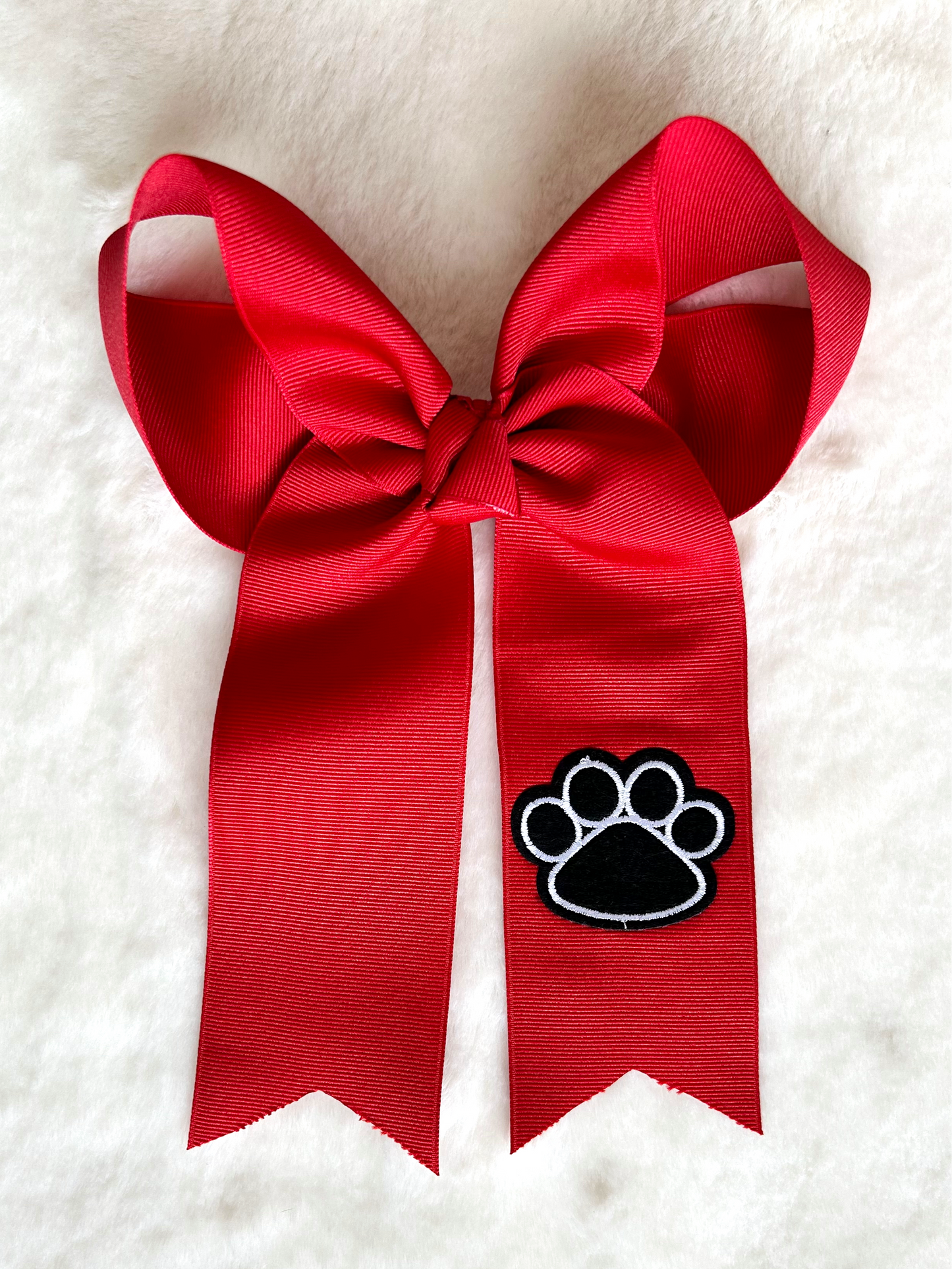 Maria Hanging Bow with Paw Print