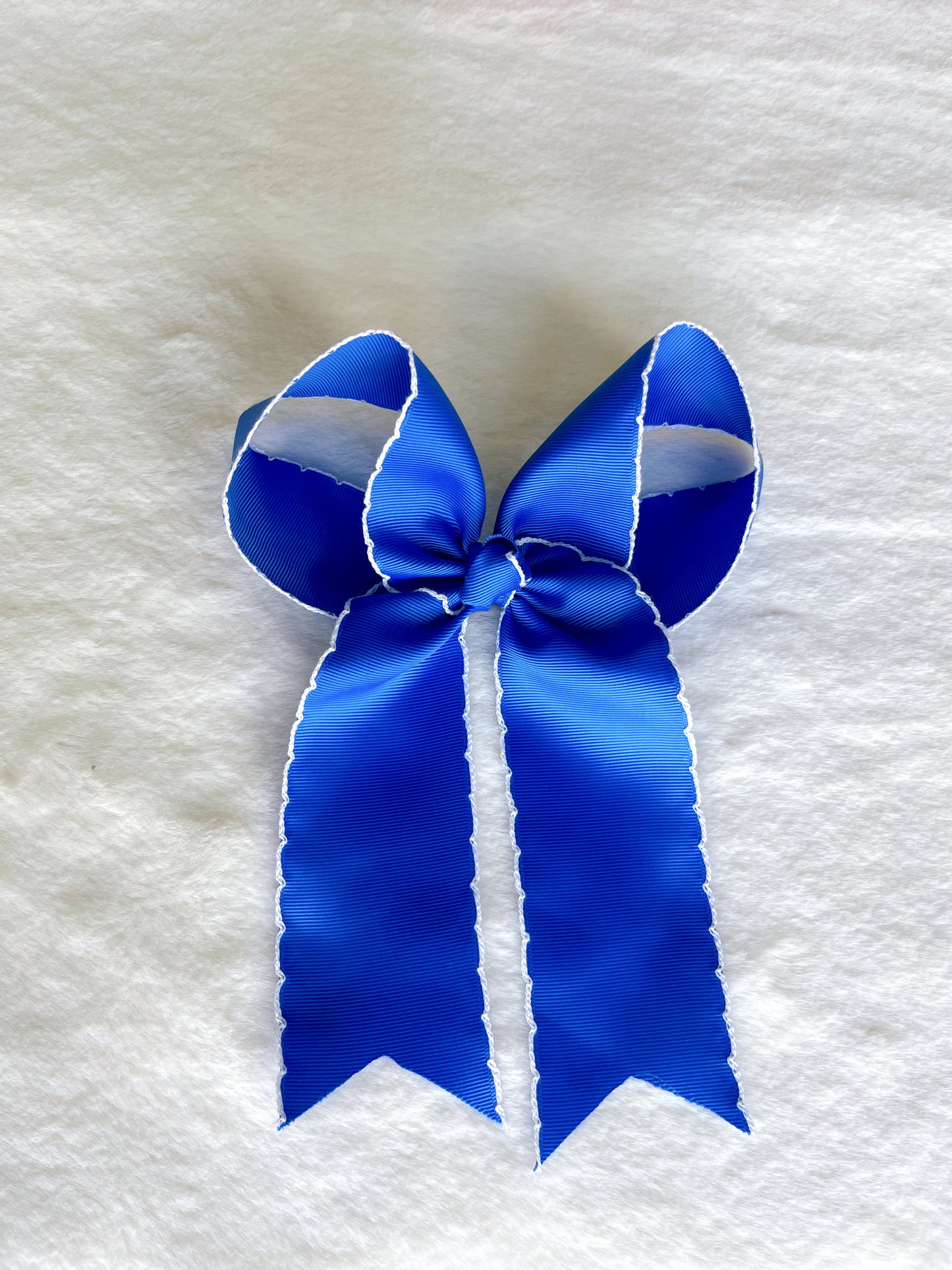 Maria Moonstitch Hanging Bow