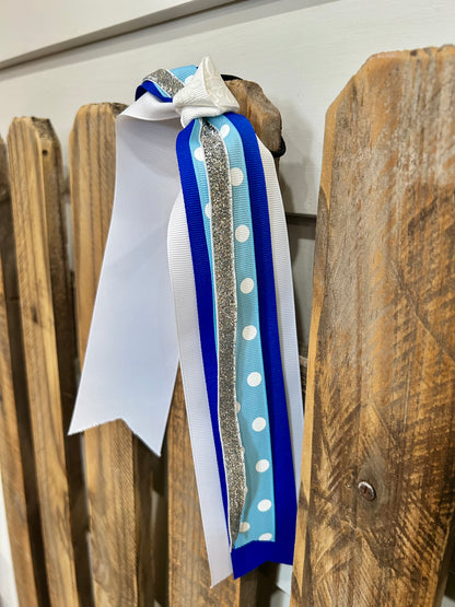 Blue and White Streamer