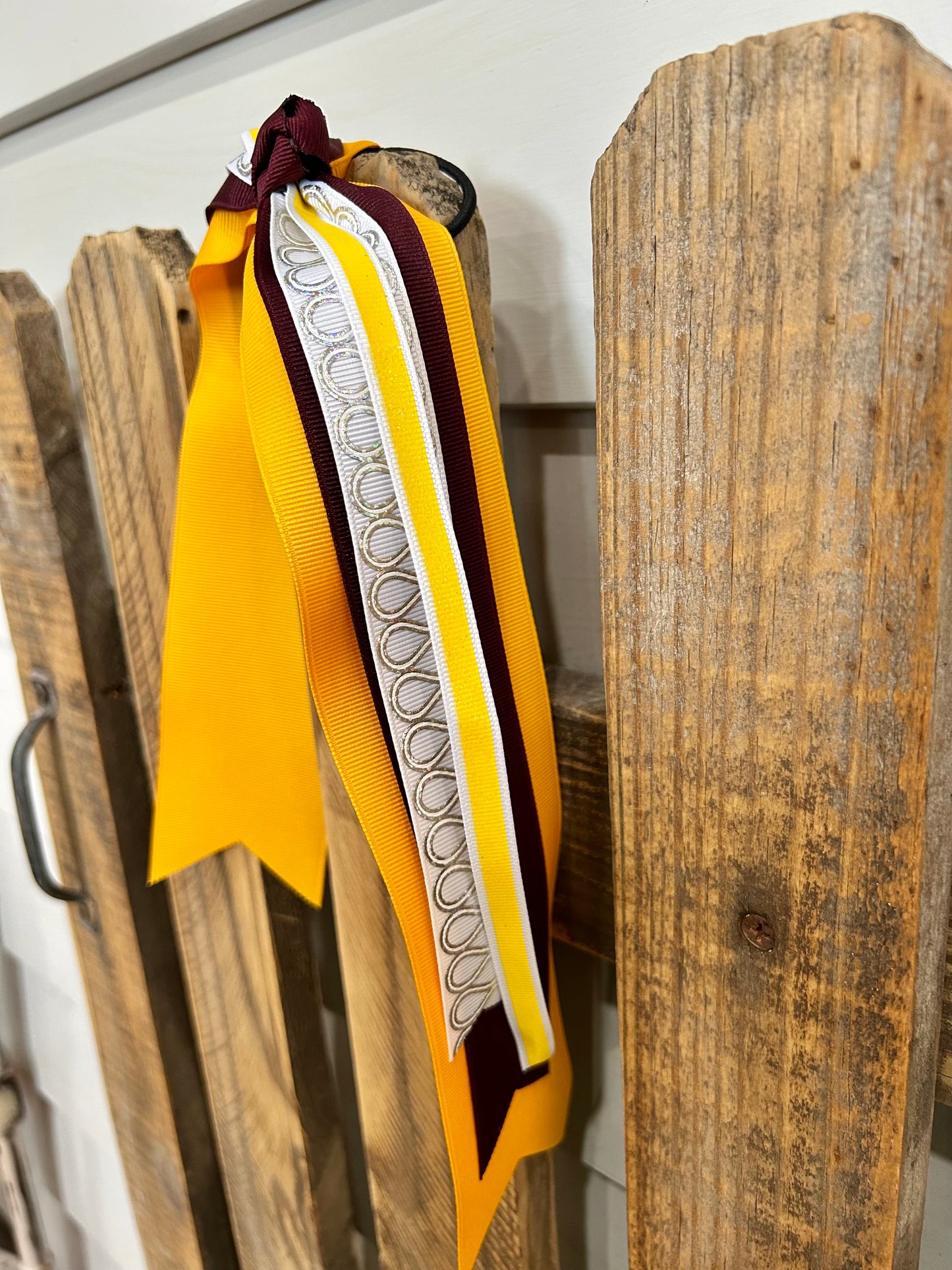 Maroon and Gold Streamer