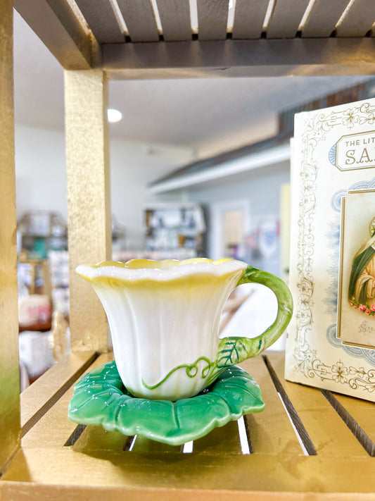 Golden Bloom Teacup