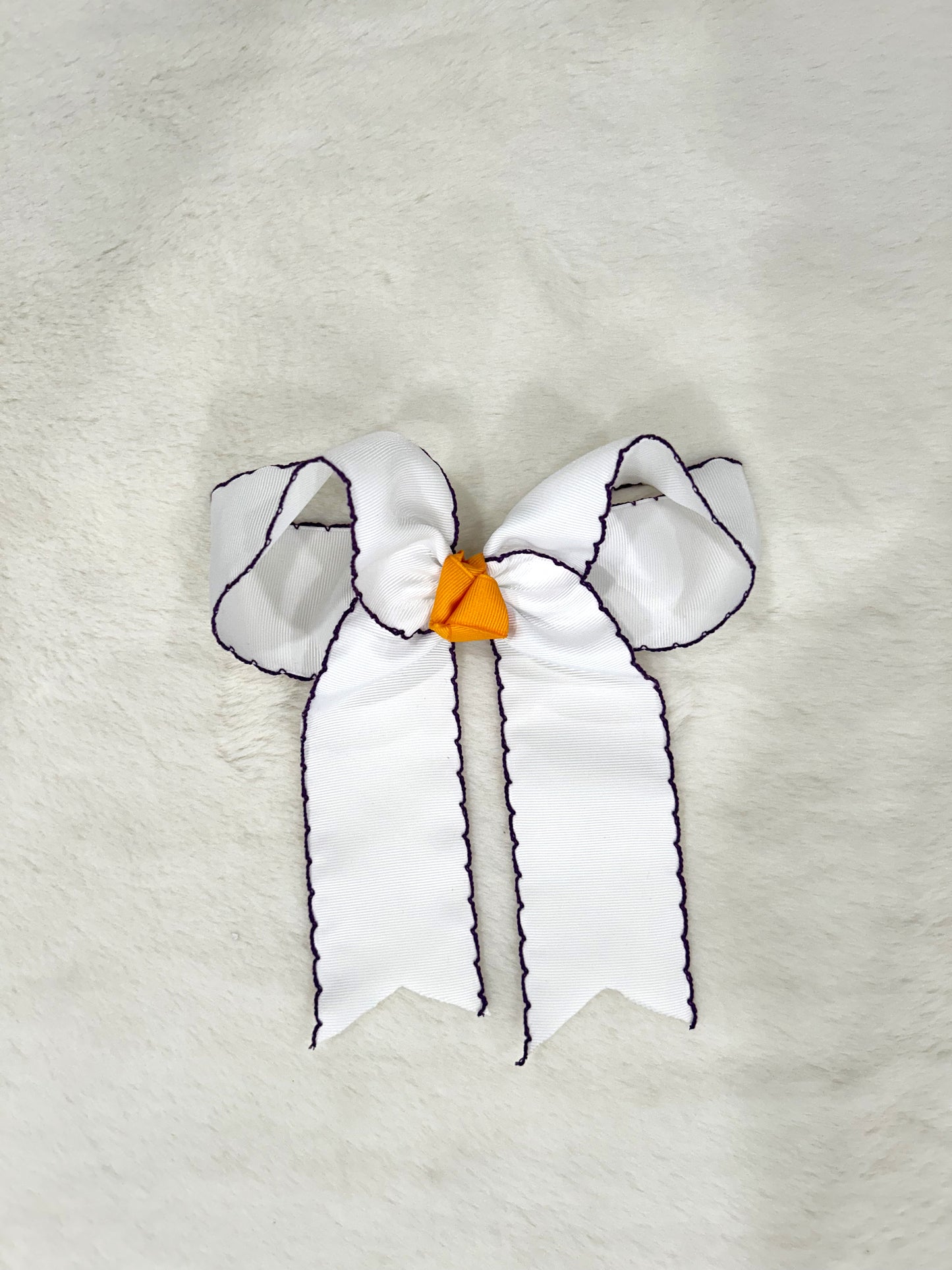 Maria Moonstitch Hanging Bow