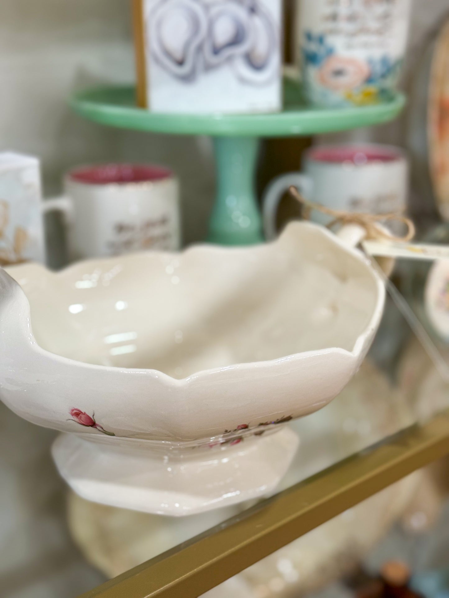 Moss Rose Heritage Handled Vase
