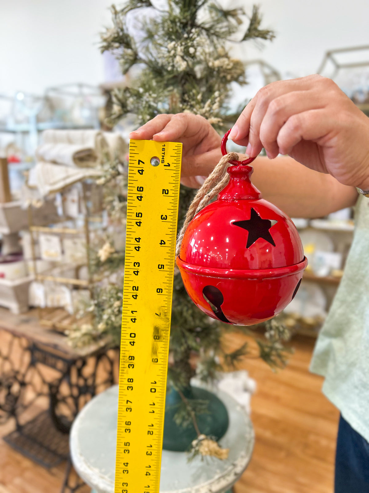 8" Jingle Bells