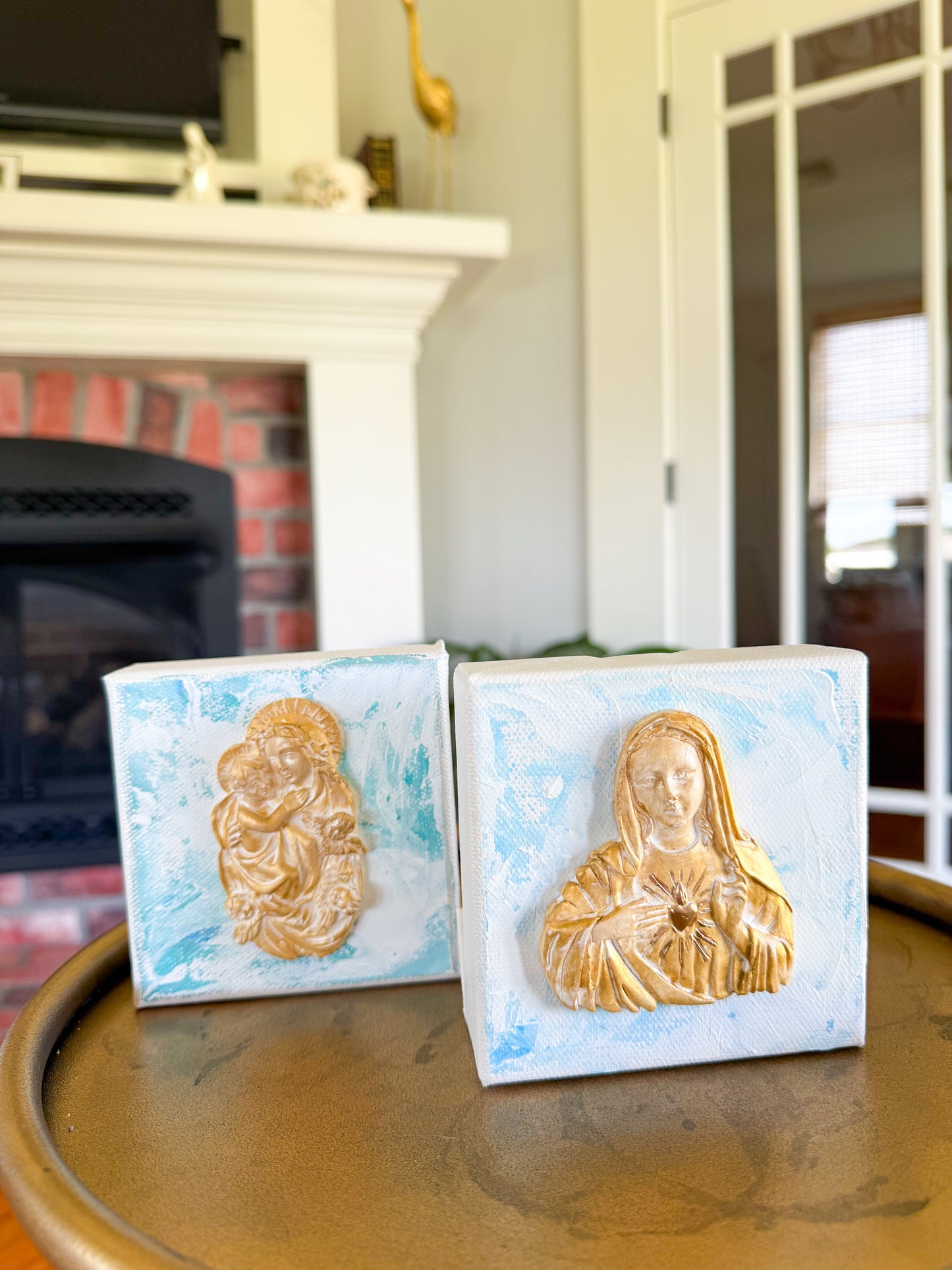 Madonna & Child on 4x4 Teal/White Canvas