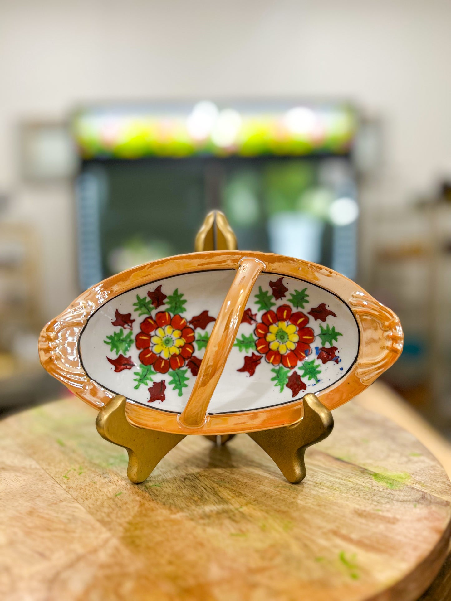 Petals and Pearls Dish