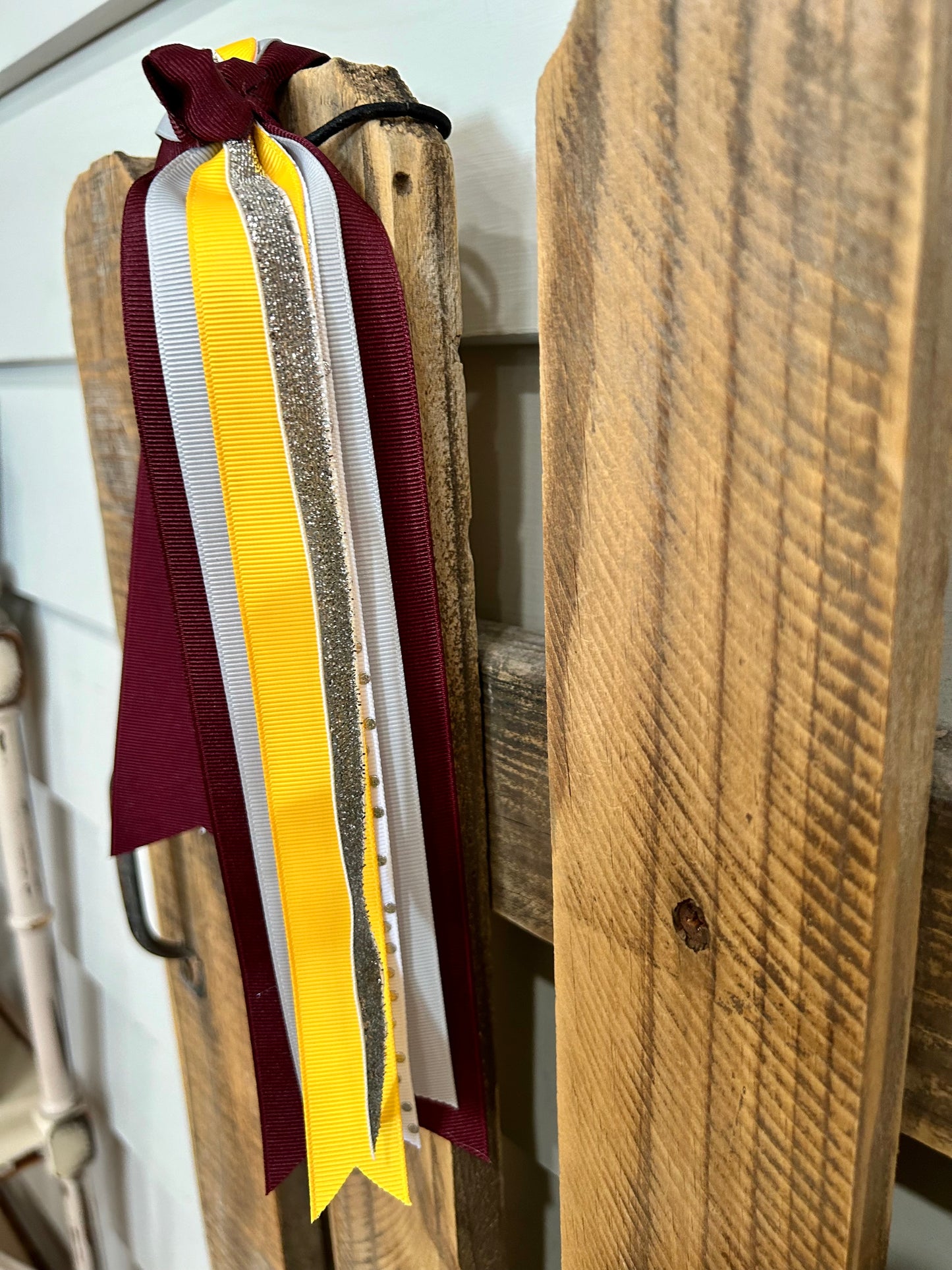 Maroon and Gold Streamer