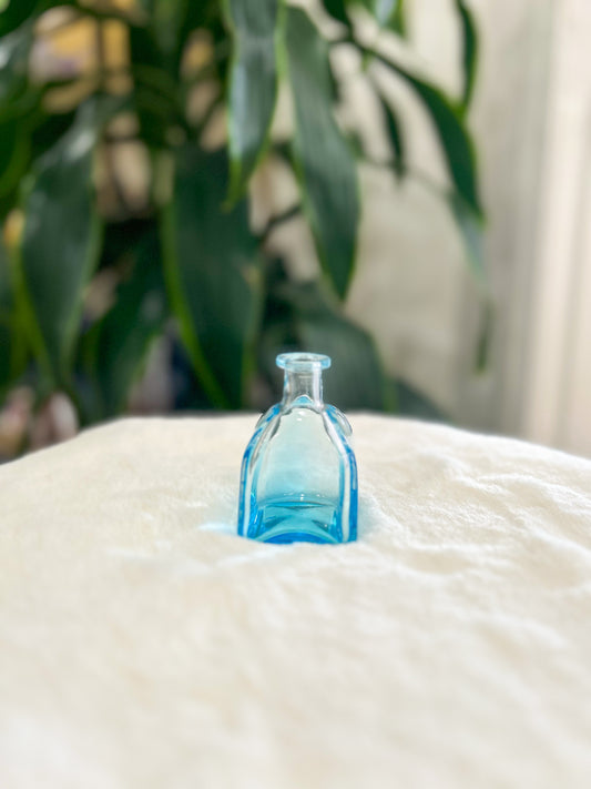 Clara Vintage Inspired Small Bud Vase