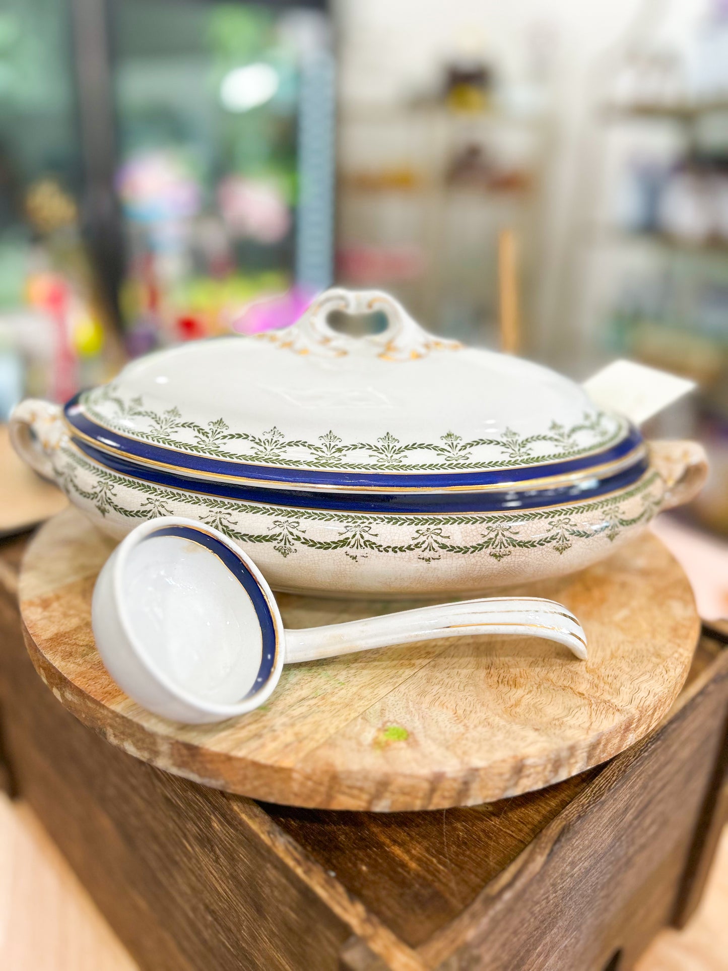 Blue Willow Supper Dish