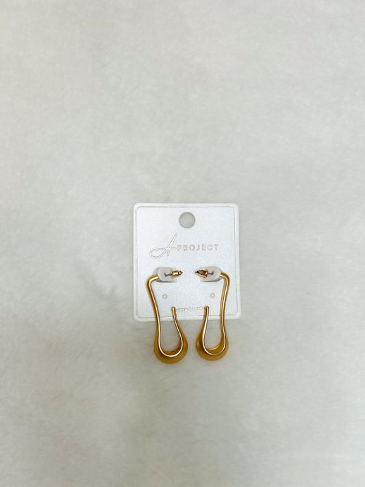 Mabel Elongated Hoop Earrings