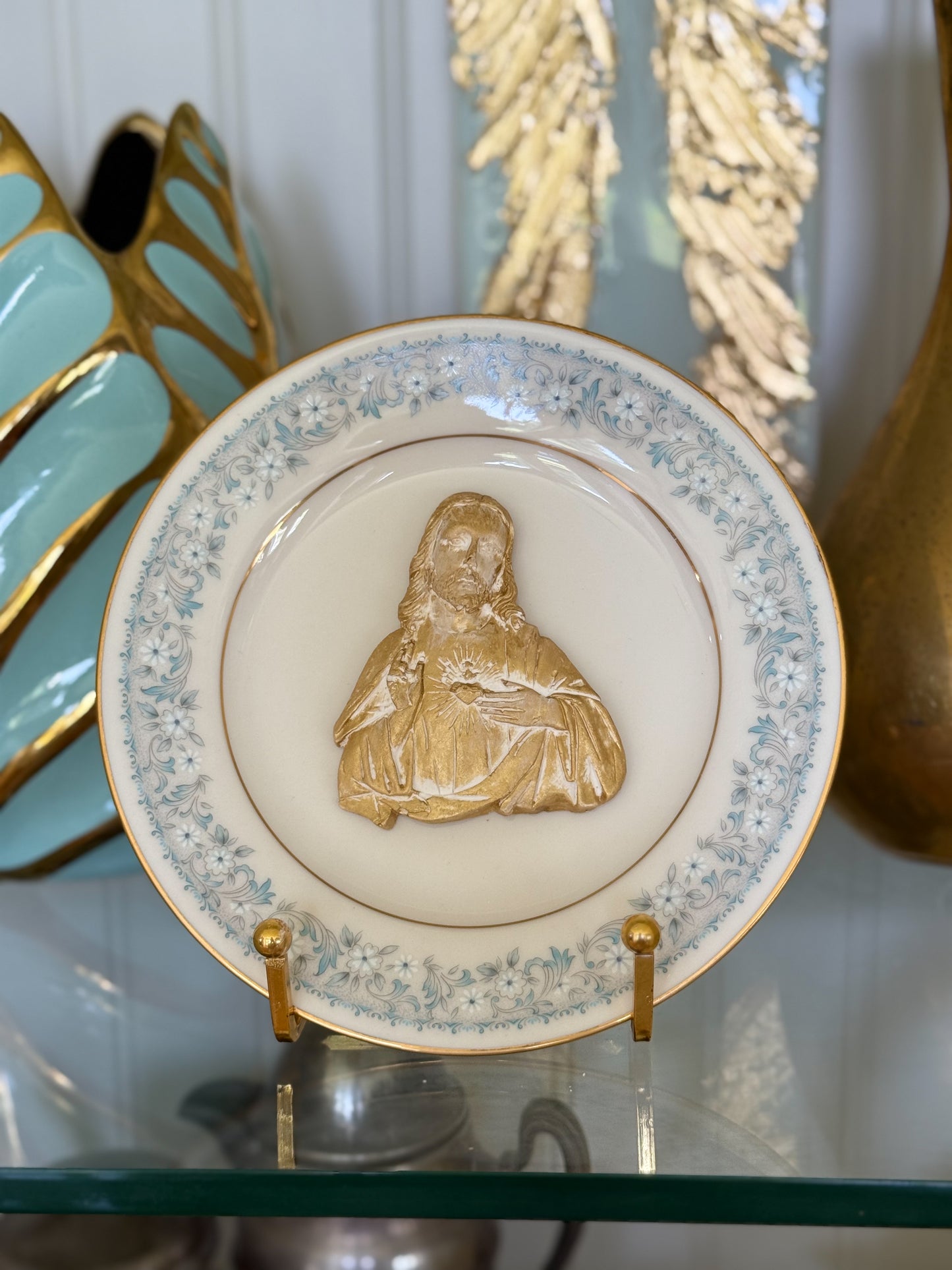 Sacred Heart of Jesus- Silhouette Noritake Iona Plate