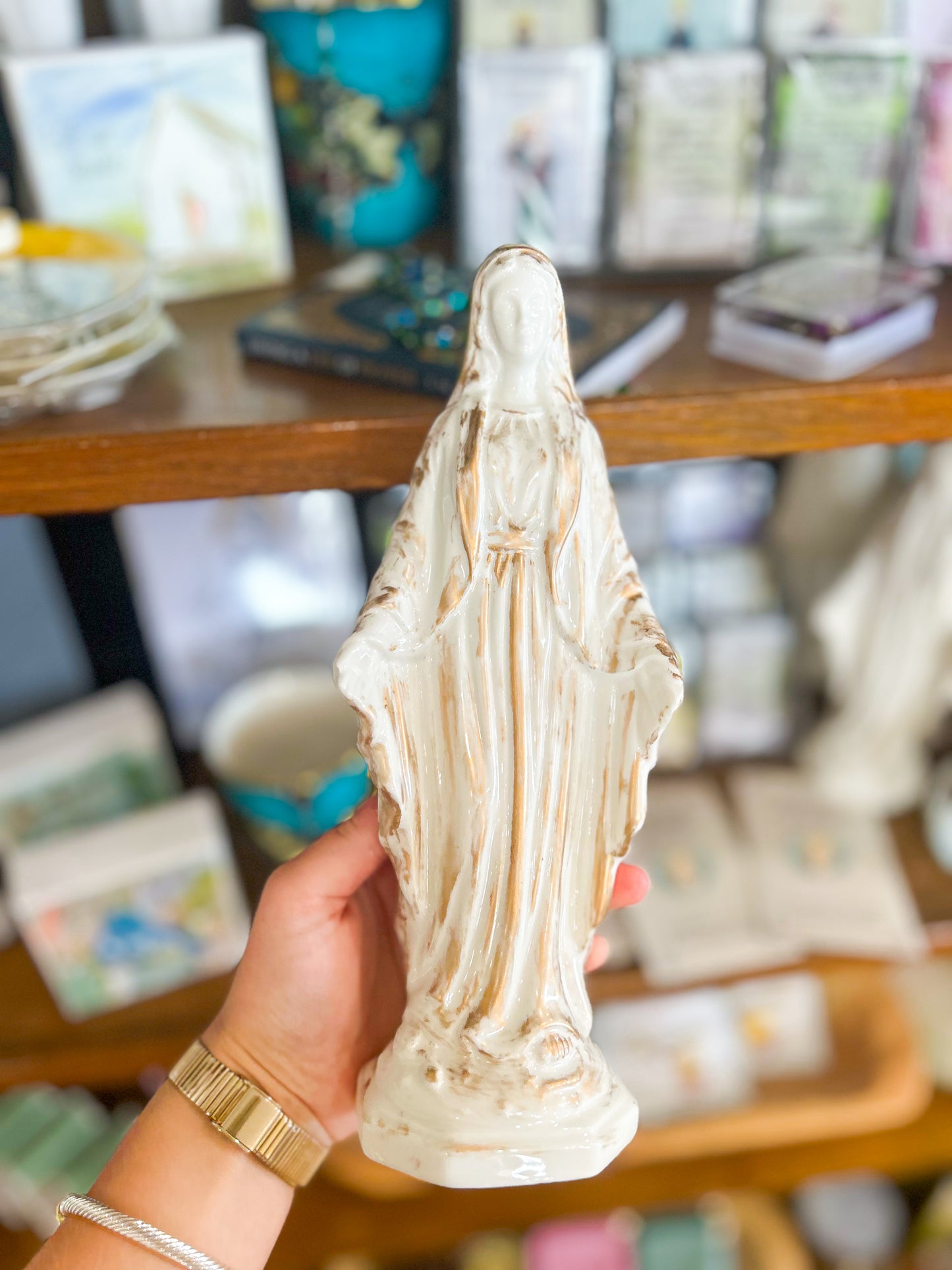 9.5" Mary Statue with Gold Accent