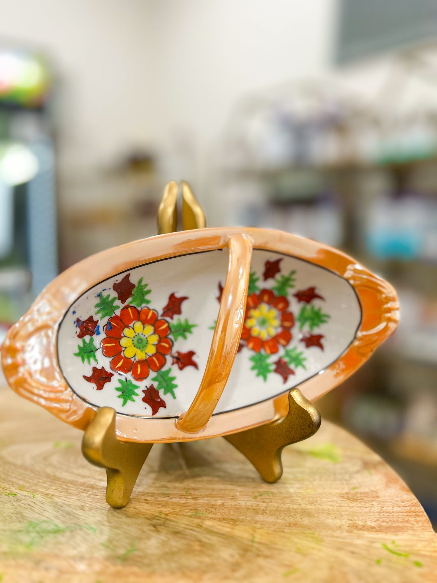 Petals and Pearls Dish