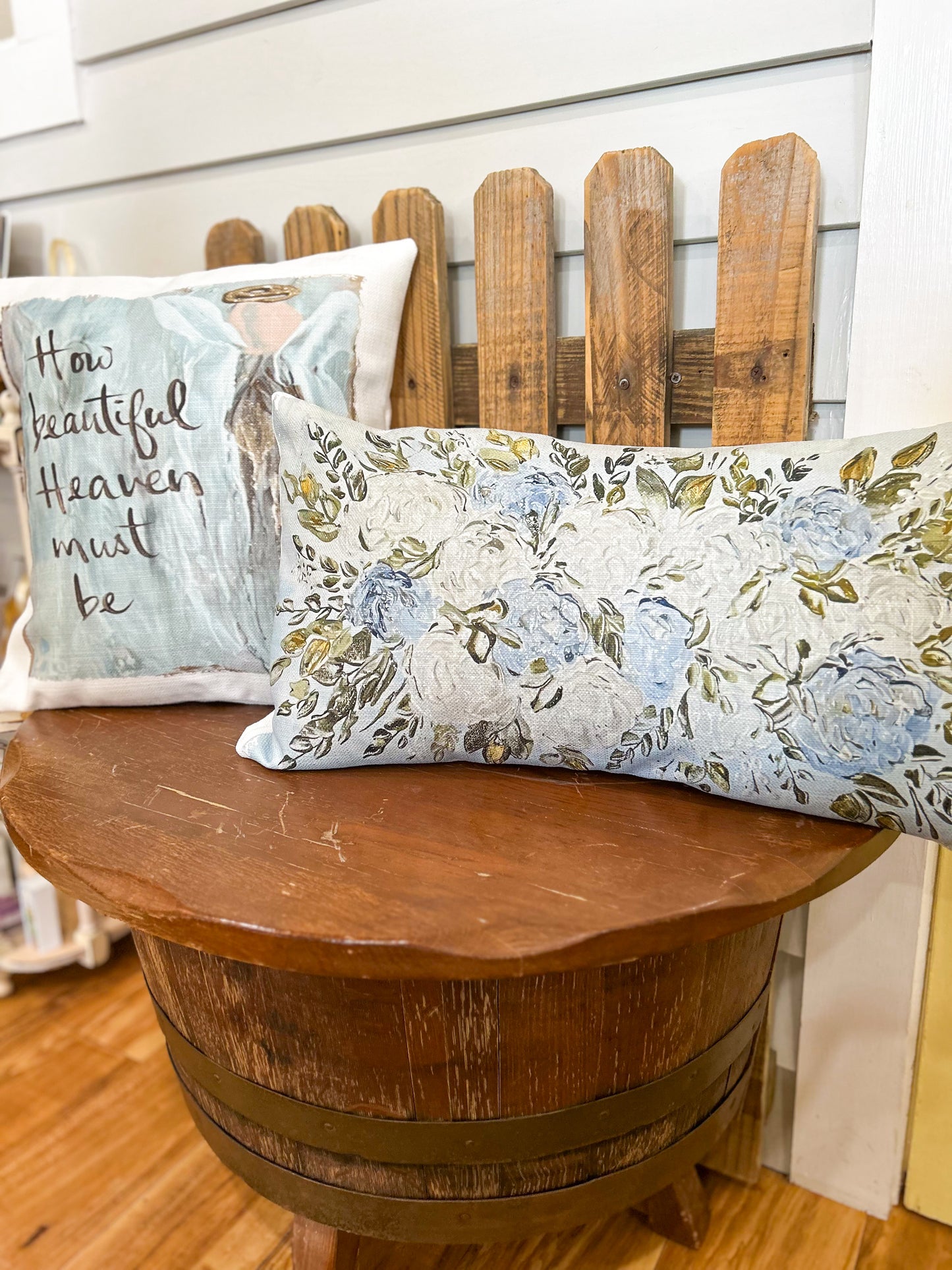 Ga Blue and White Hydrangeas Lumber Pillow